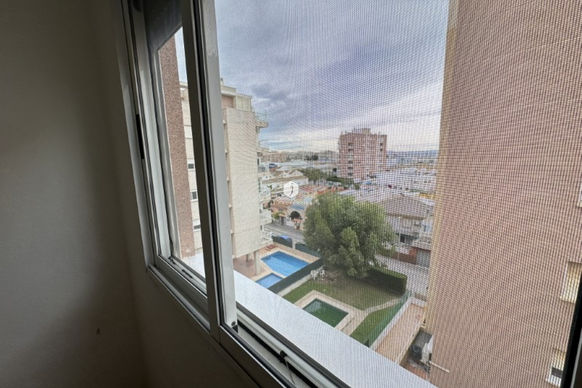 Tweedehands - Appartement / flat -
Torrevieja - Costa Blanca