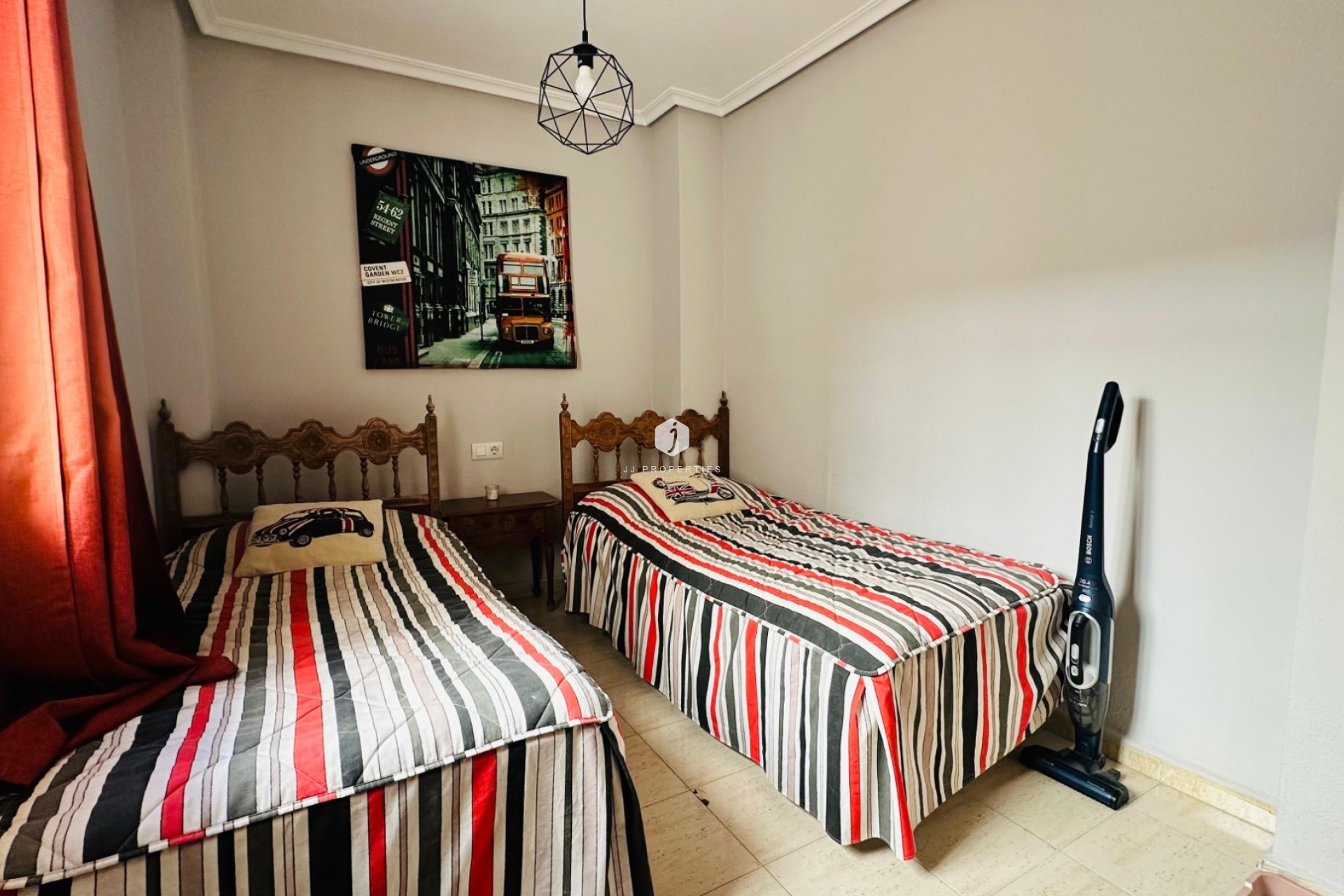 Tweedehands - Appartement / flat -
Torrevieja - Costa Blanca