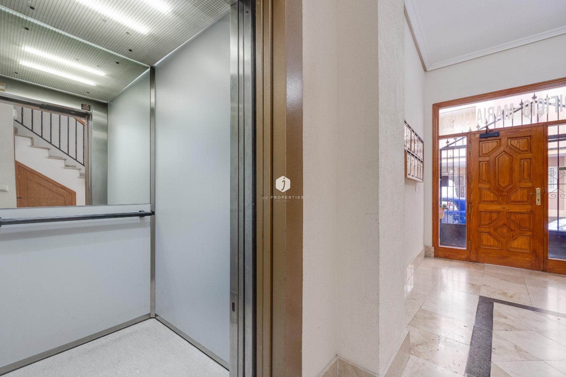 Tweedehands - Appartement / flat -
Torrevieja - Costa Blanca