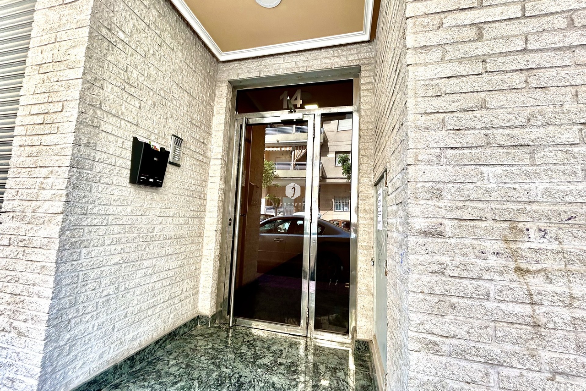 Tweedehands - Appartement / flat -
Torrevieja - Costa Blanca