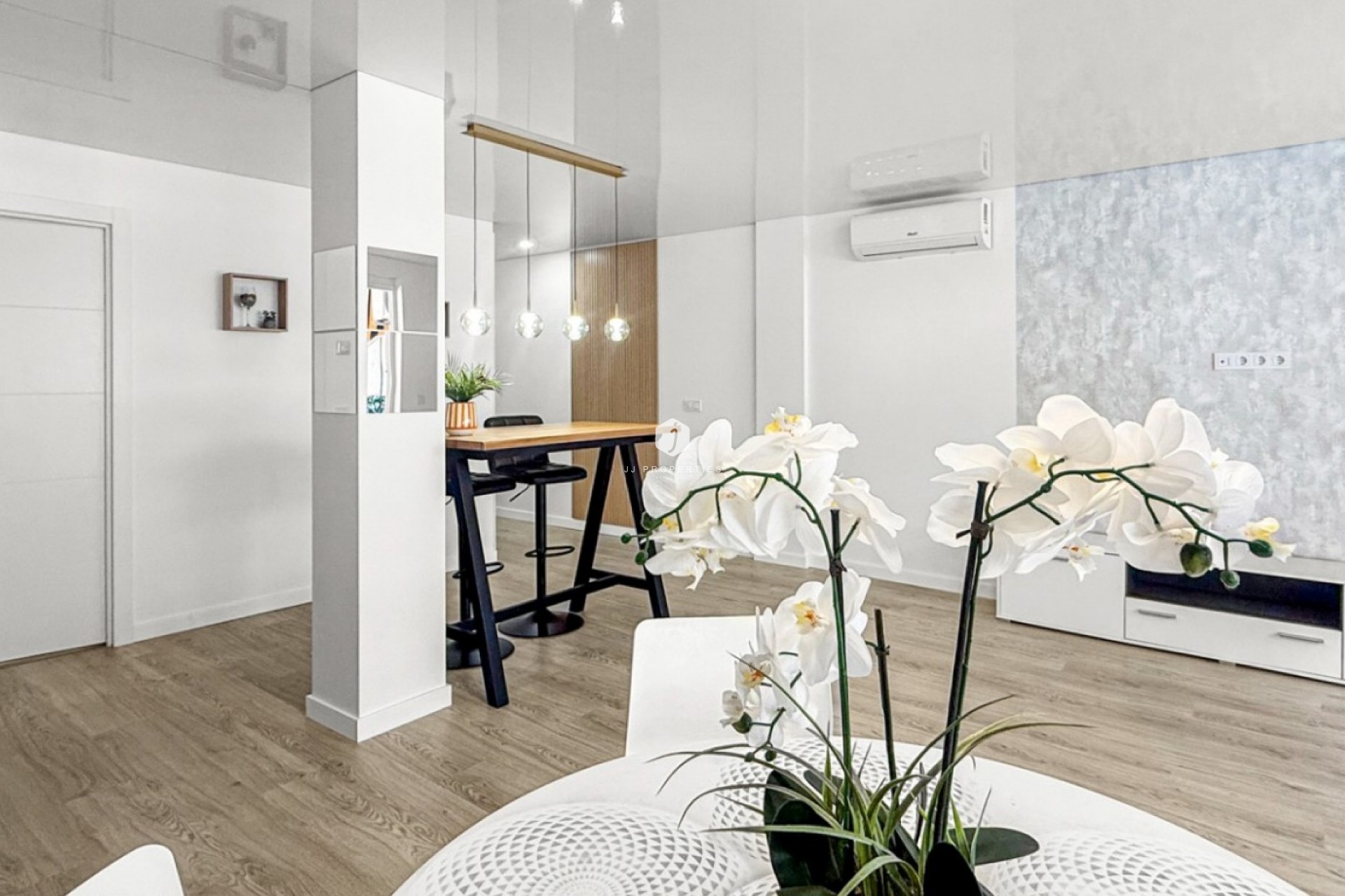 Tweedehands - Appartement / flat -
Torrevieja - Costa Blanca