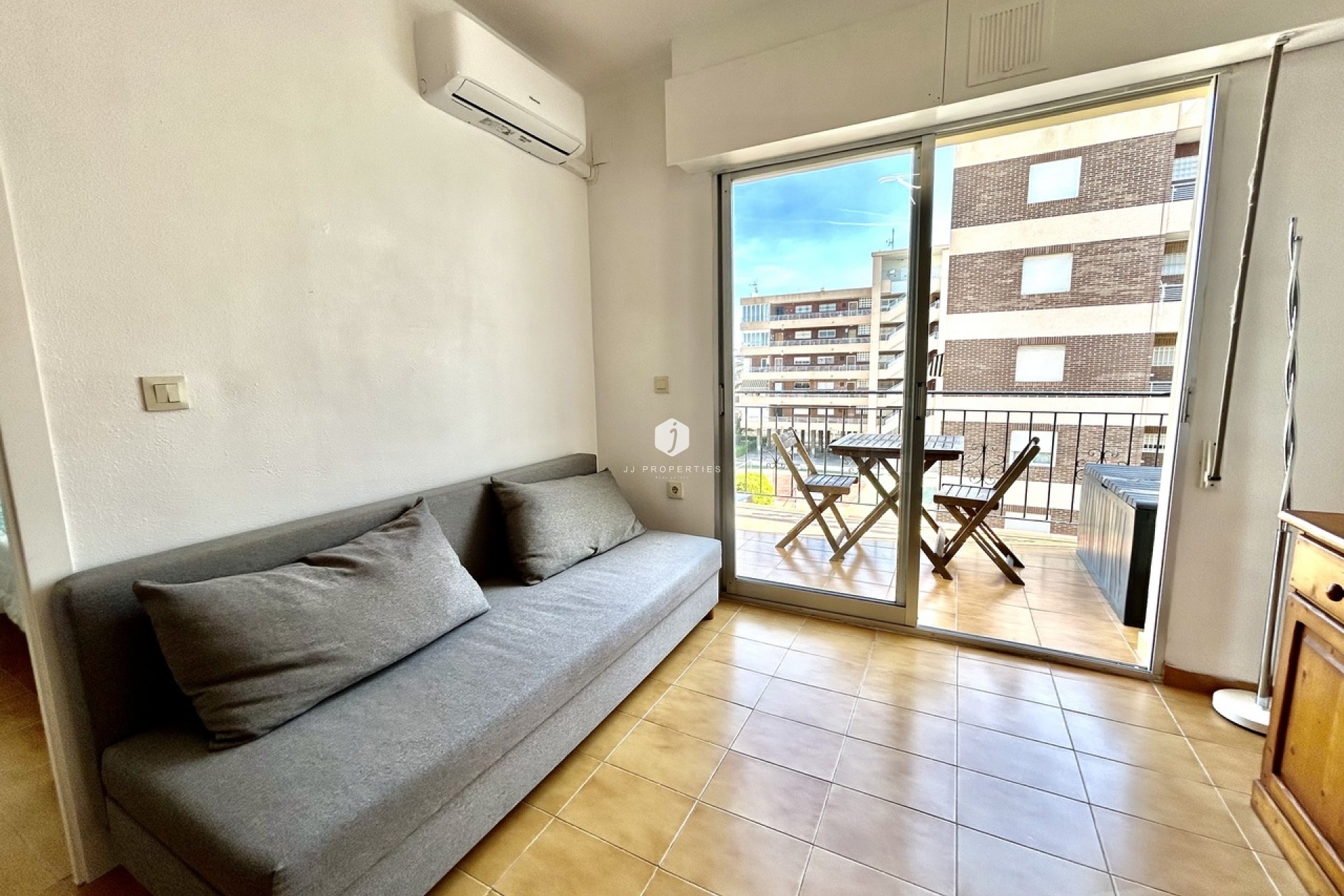 Tweedehands - Appartement / flat -
Torrevieja - Costa Blanca