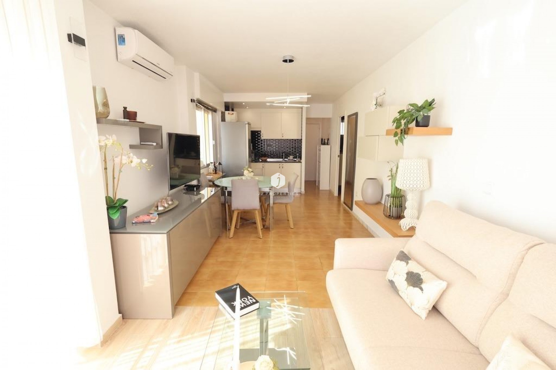 Tweedehands - Appartement / flat -
Torrevieja - Costa Blanca