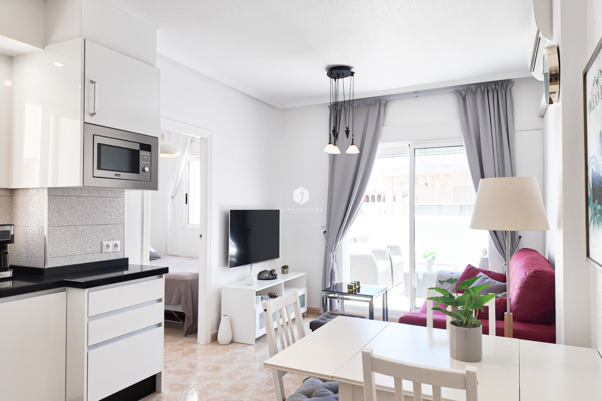 Tweedehands - Appartement / flat -
Torrevieja - Costa Blanca
