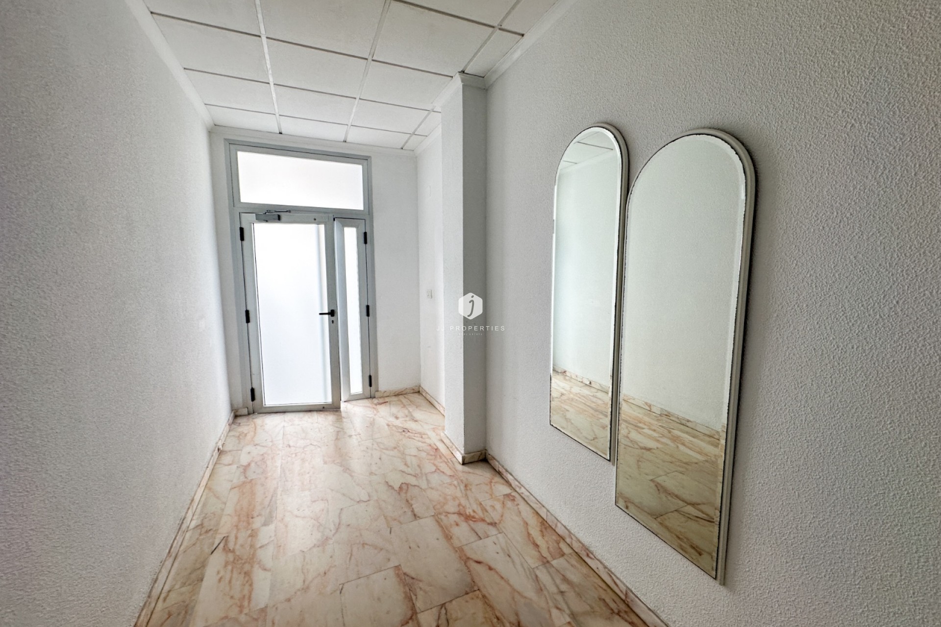 Tweedehands - Appartement / flat -
Torrevieja - Costa Blanca