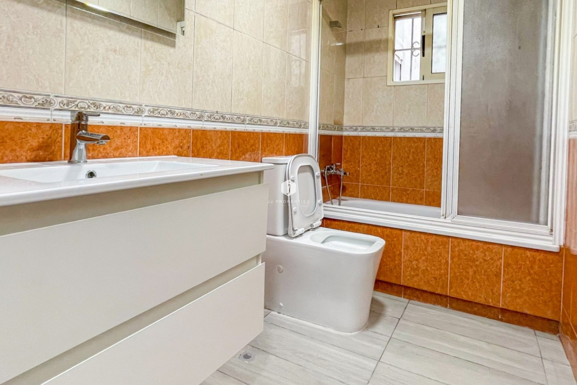 Tweedehands - Appartement / flat -
Torrevieja - Costa Blanca
