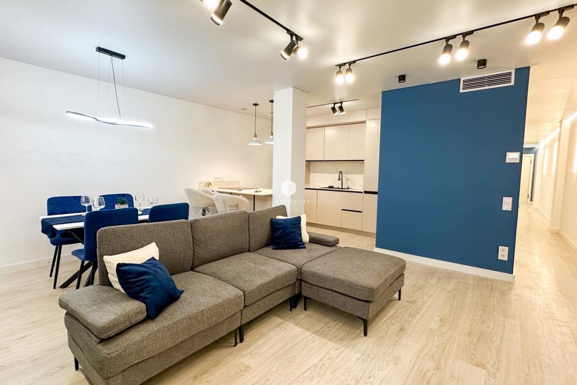 Tweedehands - Appartement / flat -
Torrevieja - Costa Blanca