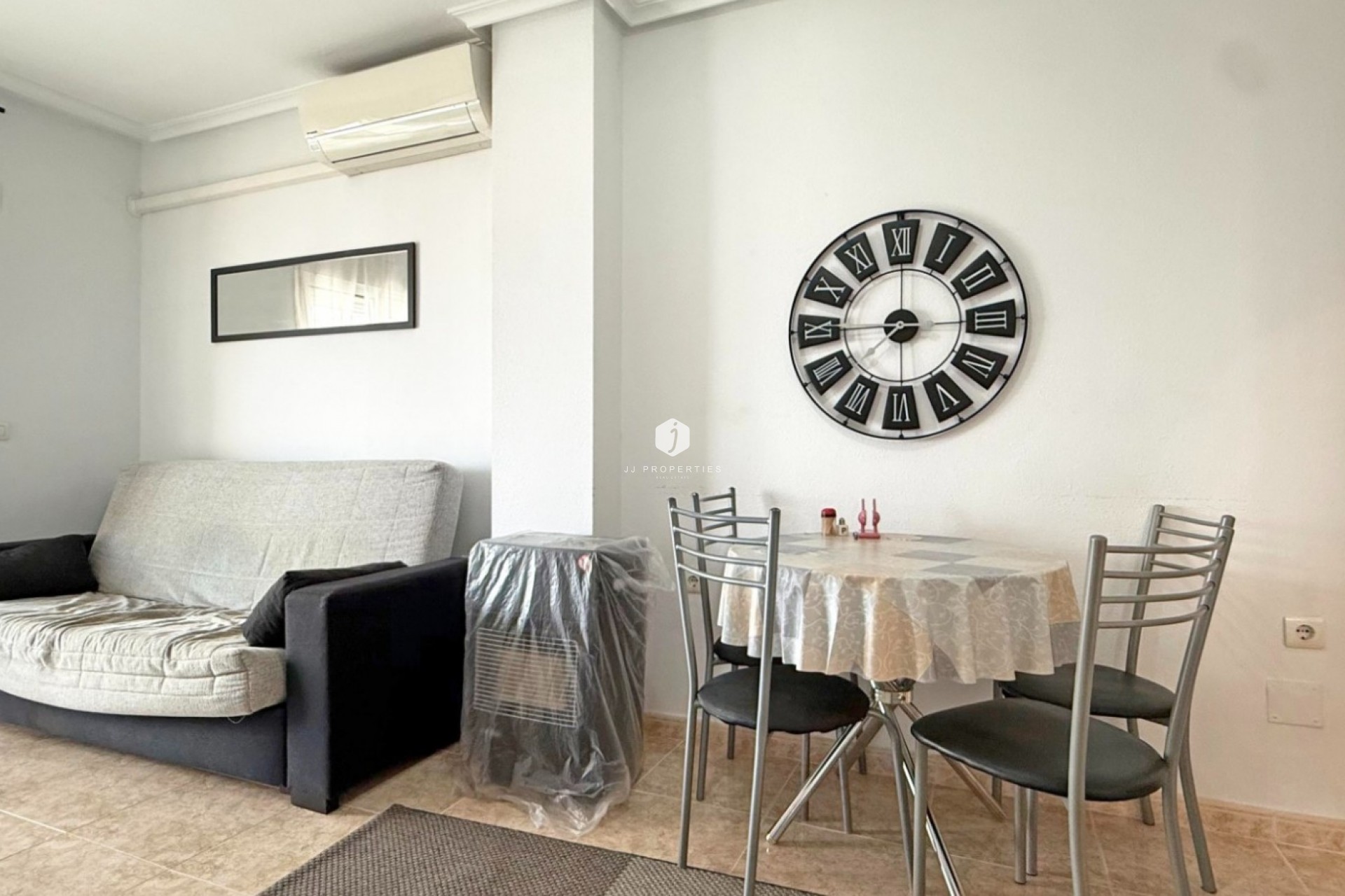 Tweedehands - Appartement / flat -
Torrevieja - Costa Blanca