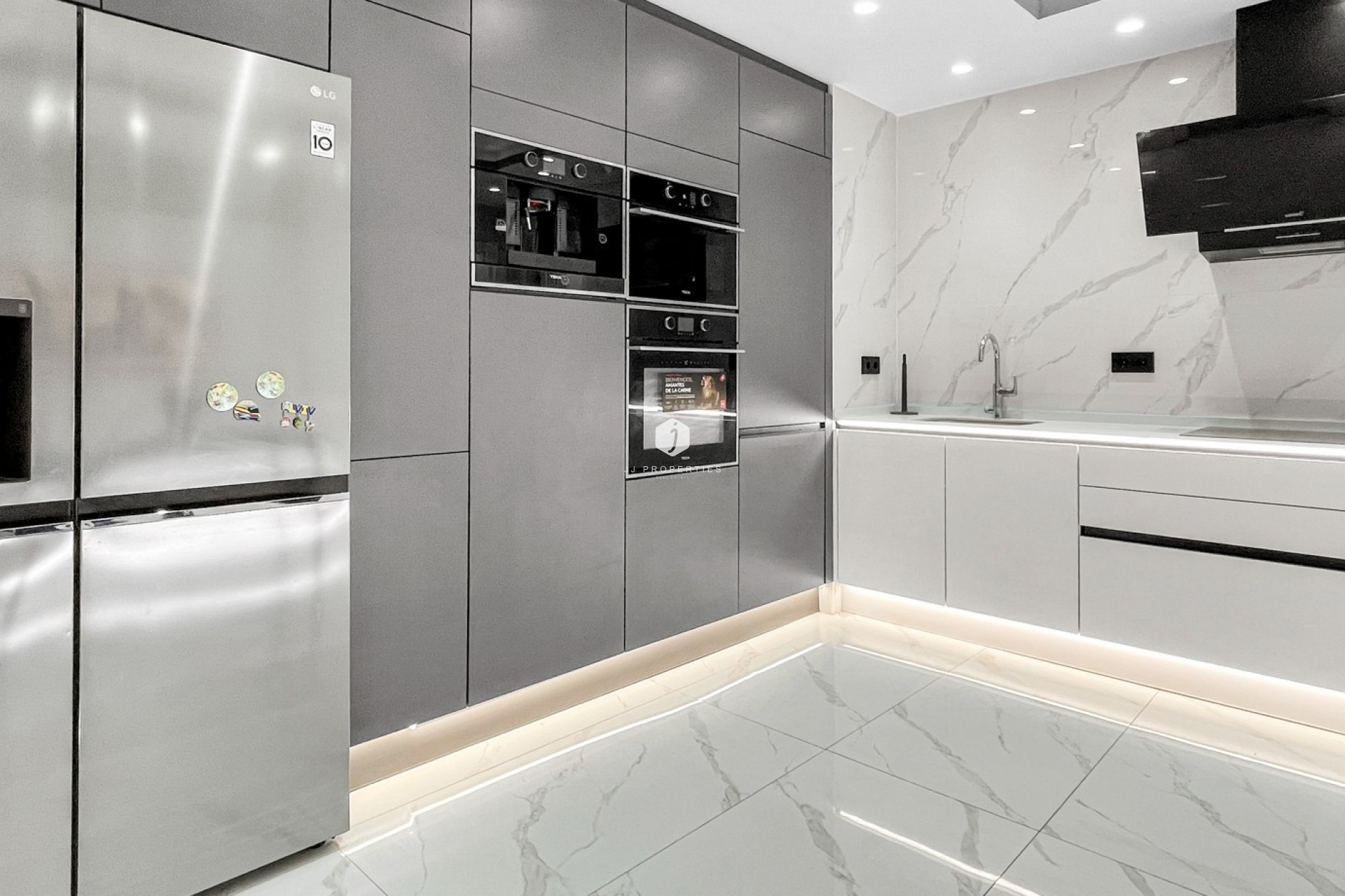 Tweedehands - Appartement / flat -
Torrevieja - Costa Blanca