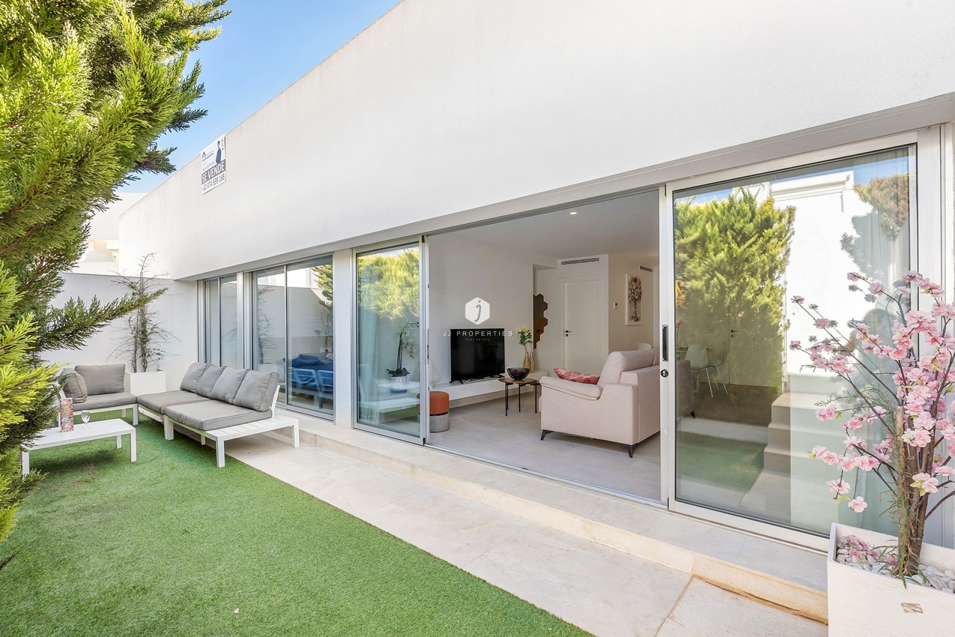 Tweedehands - Appartement / flat -
Torrevieja - Costa Blanca