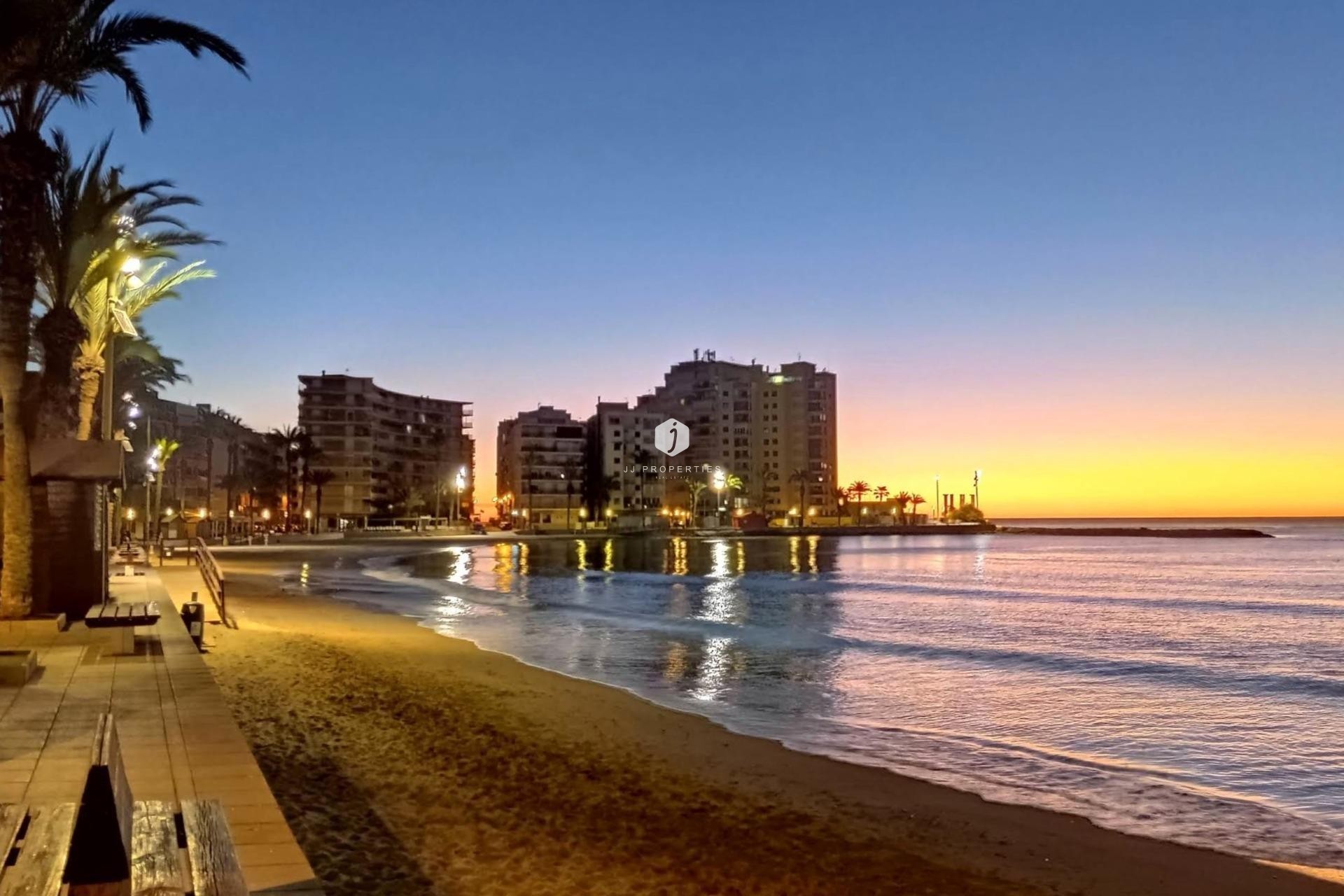 Tweedehands - Appartement / flat -
Torrevieja - Curva Del Palangre