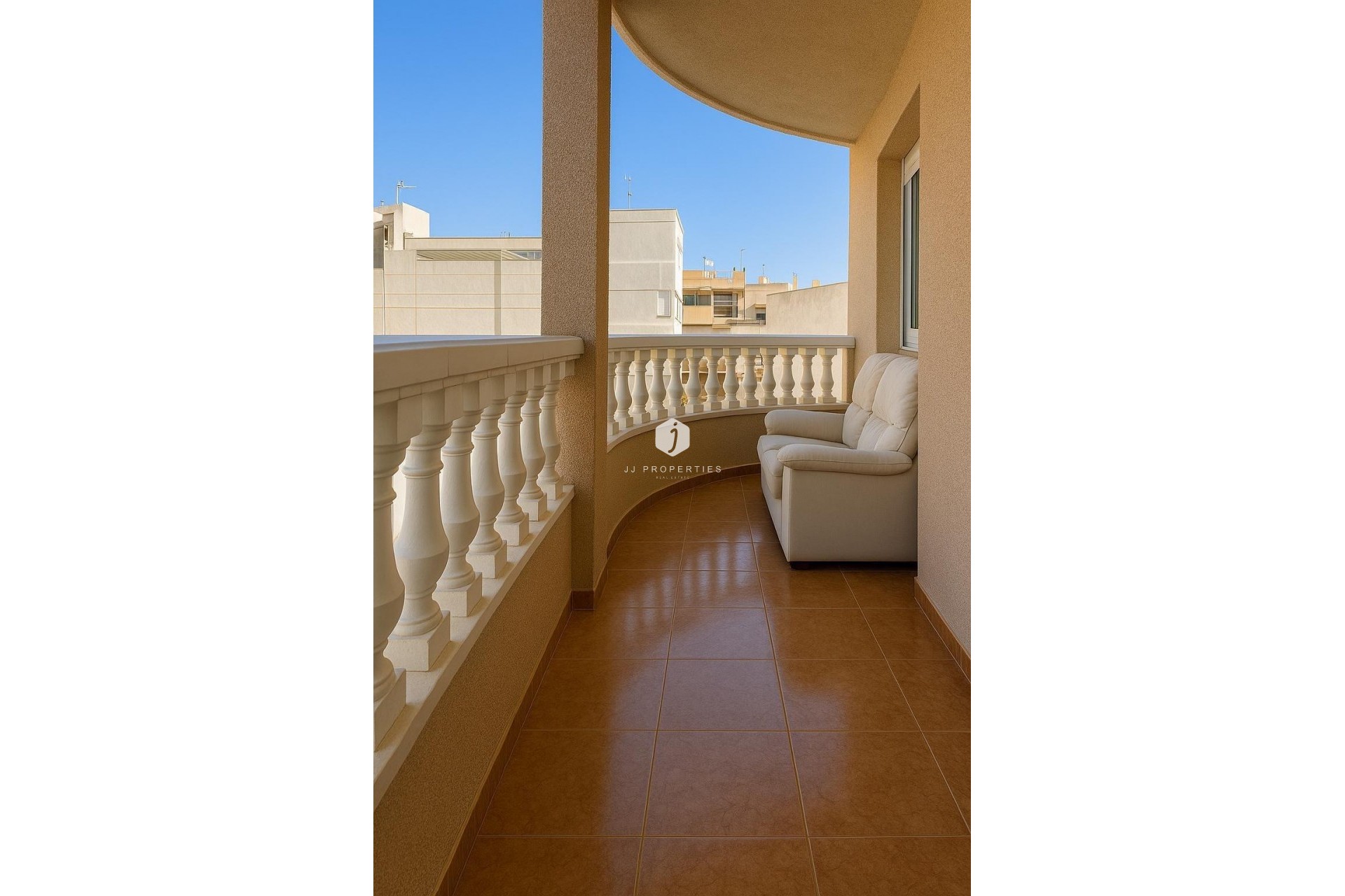 Tweedehands - Appartement / flat -
Torrevieja - El molino