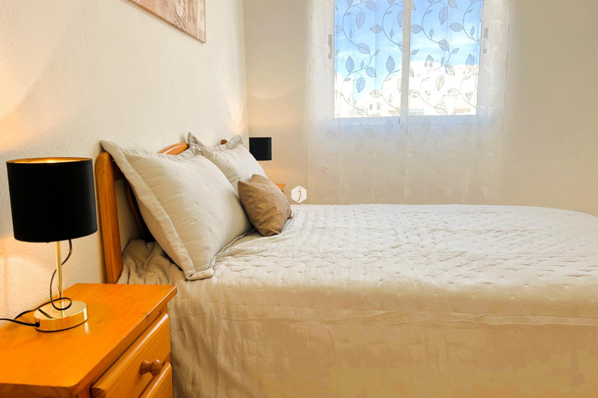 Tweedehands - Appartement / flat -
Torrevieja - El molino