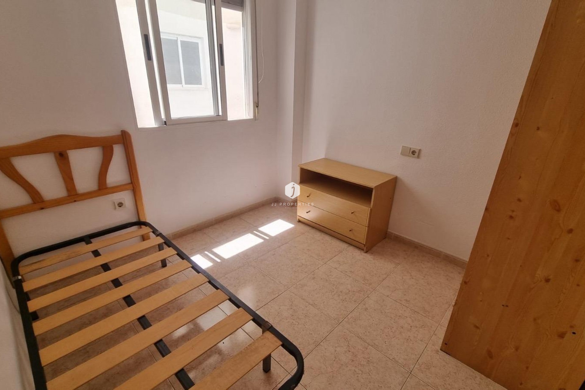 Tweedehands - Appartement / flat -
Torrevieja - El molino