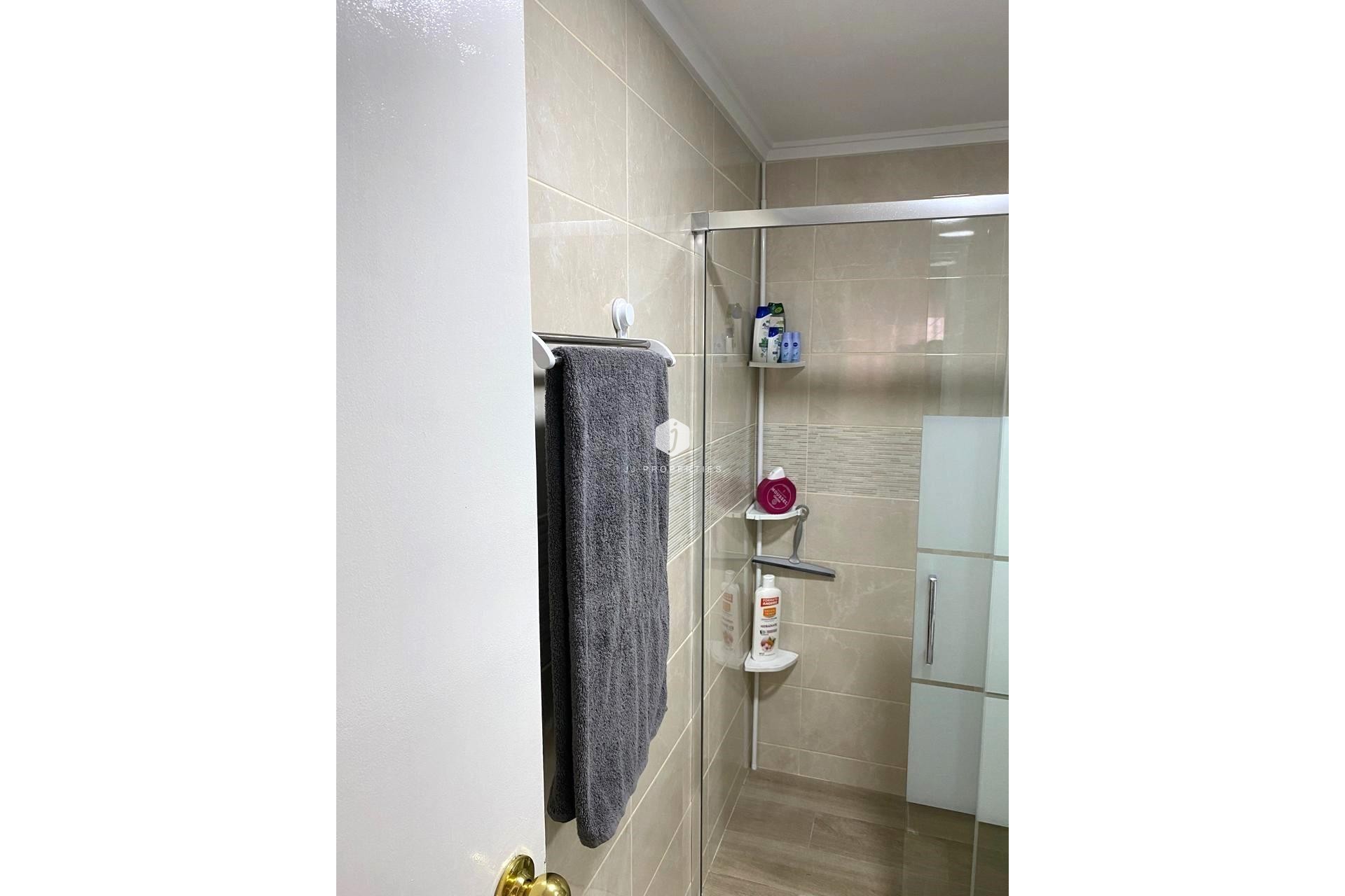 Tweedehands - Appartement / flat -
Torrevieja - El molino