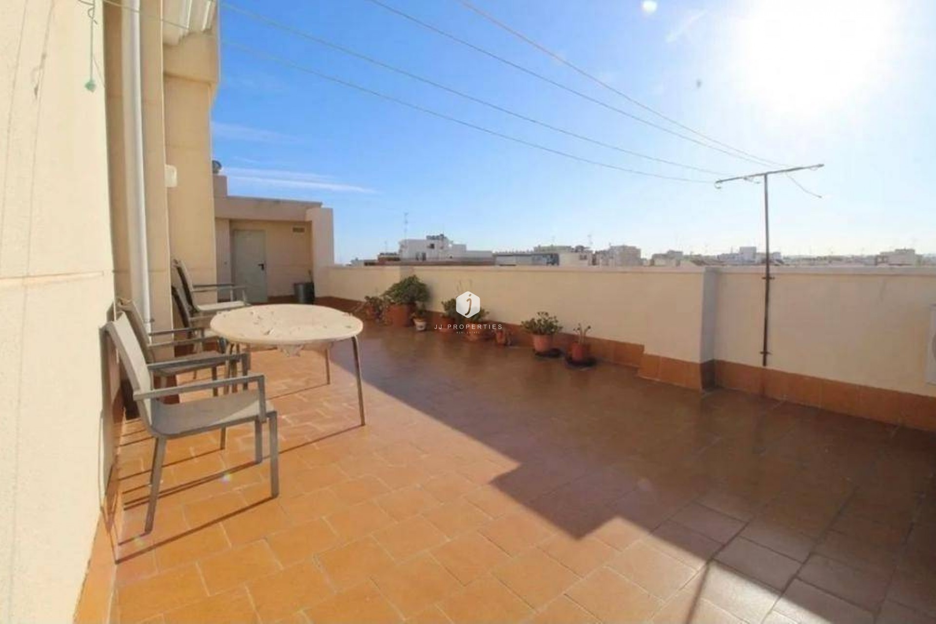 Tweedehands - Appartement / flat -
Torrevieja - Estacion de autobuses