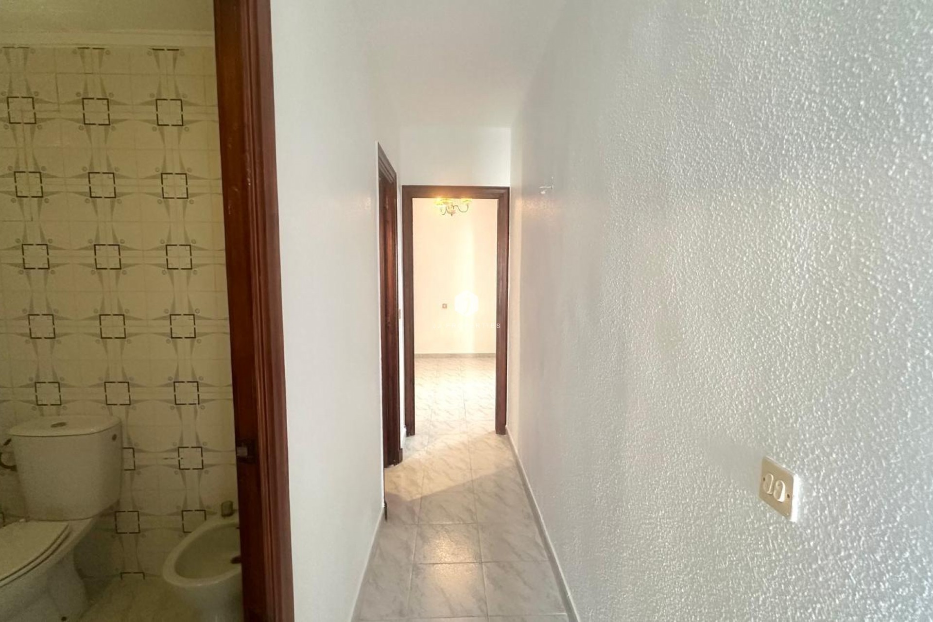 Tweedehands - Appartement / flat -
Torrevieja - Estacion de autobuses
