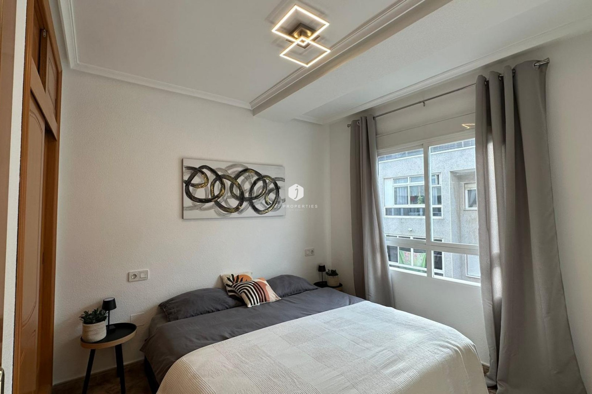 Tweedehands - Appartement / flat -
Torrevieja - Estacion de autobuses