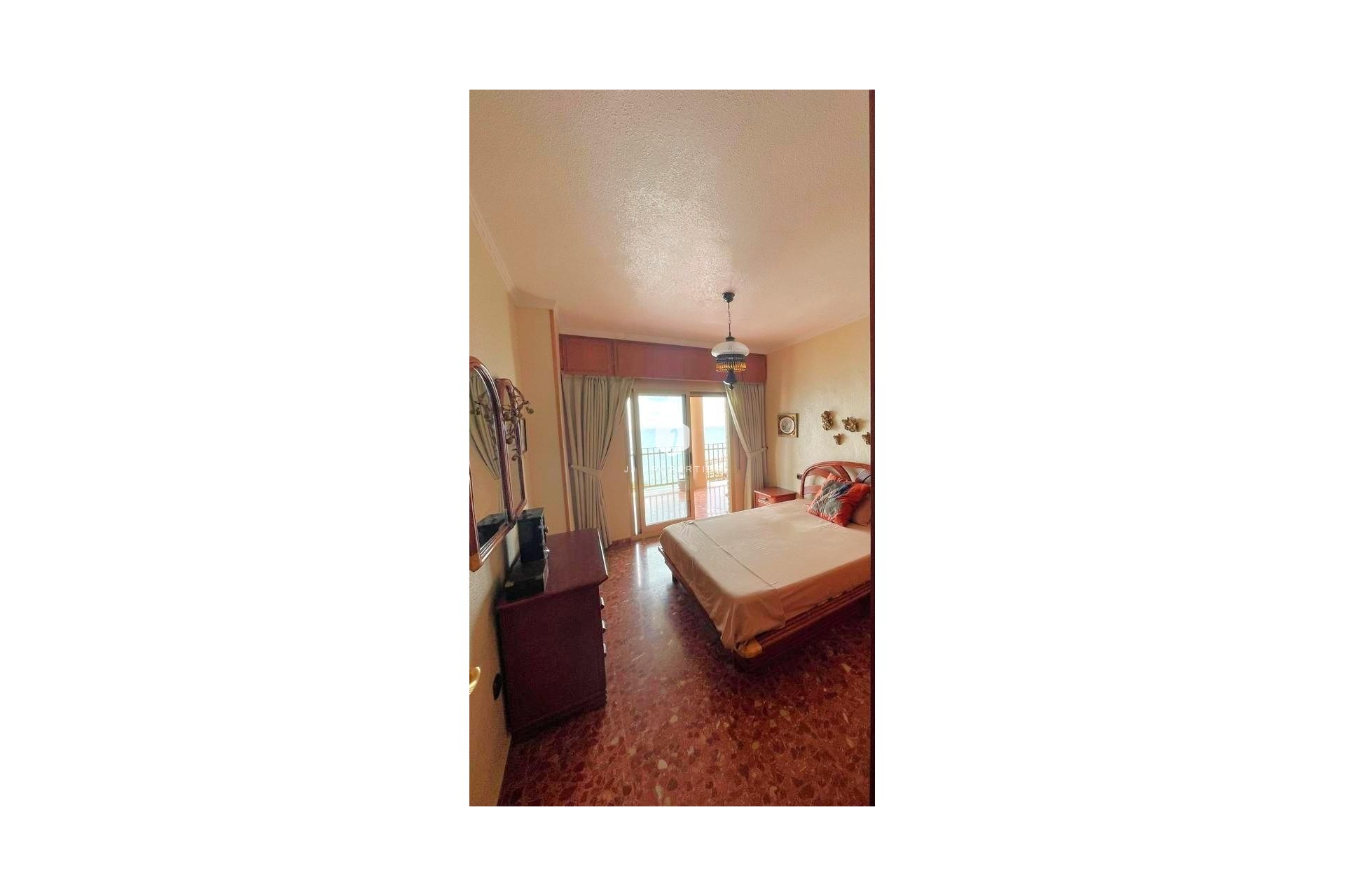 Tweedehands - Appartement / flat -
Torrevieja - Estacion de autobuses