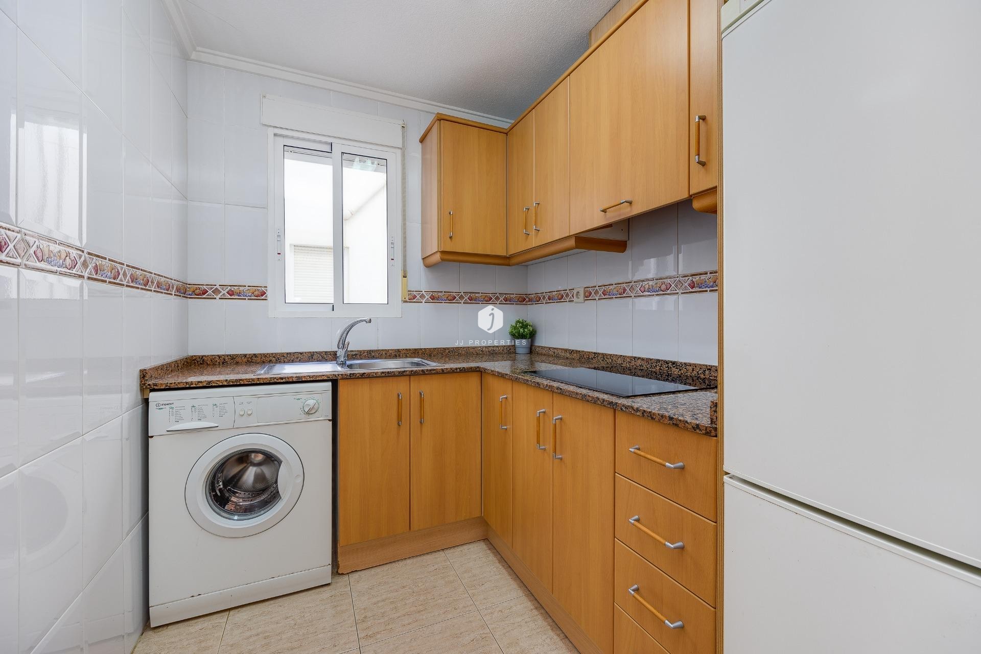 Tweedehands - Appartement / flat -
Torrevieja - Estacion de autobuses