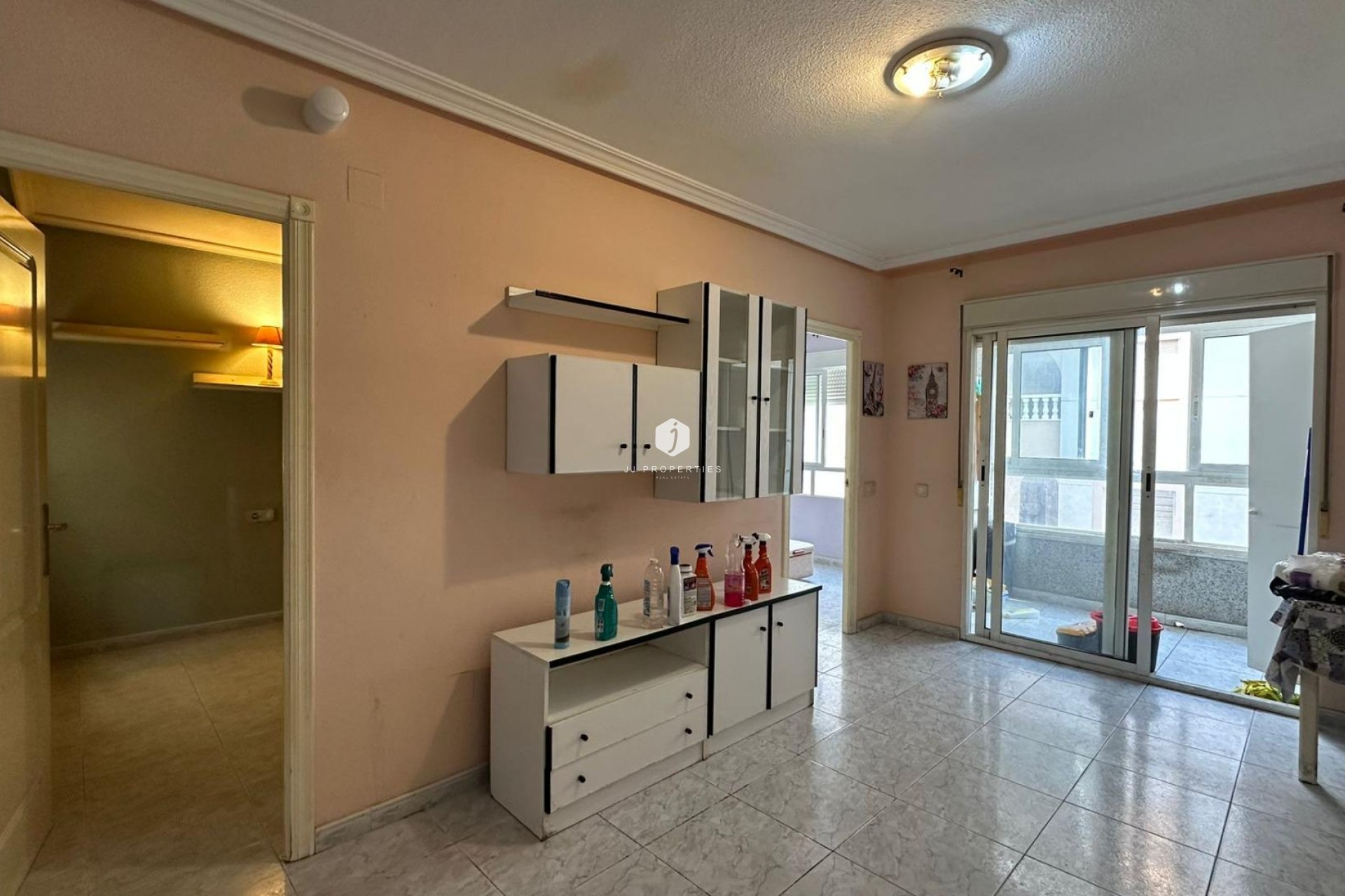 Tweedehands - Appartement / flat -
Torrevieja - Estacion de autobuses