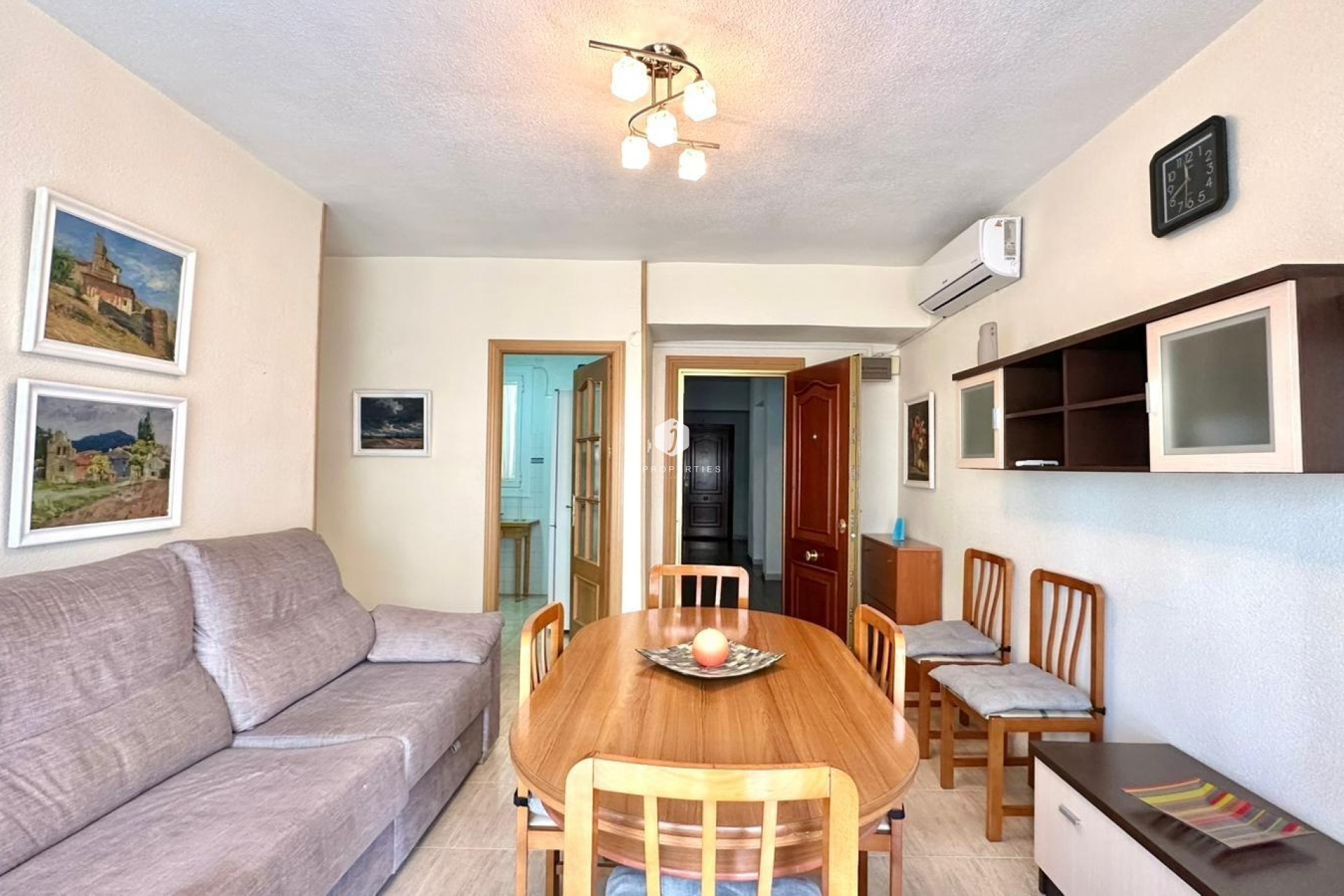 Tweedehands - Appartement / flat -
Torrevieja - Estacion de autobuses