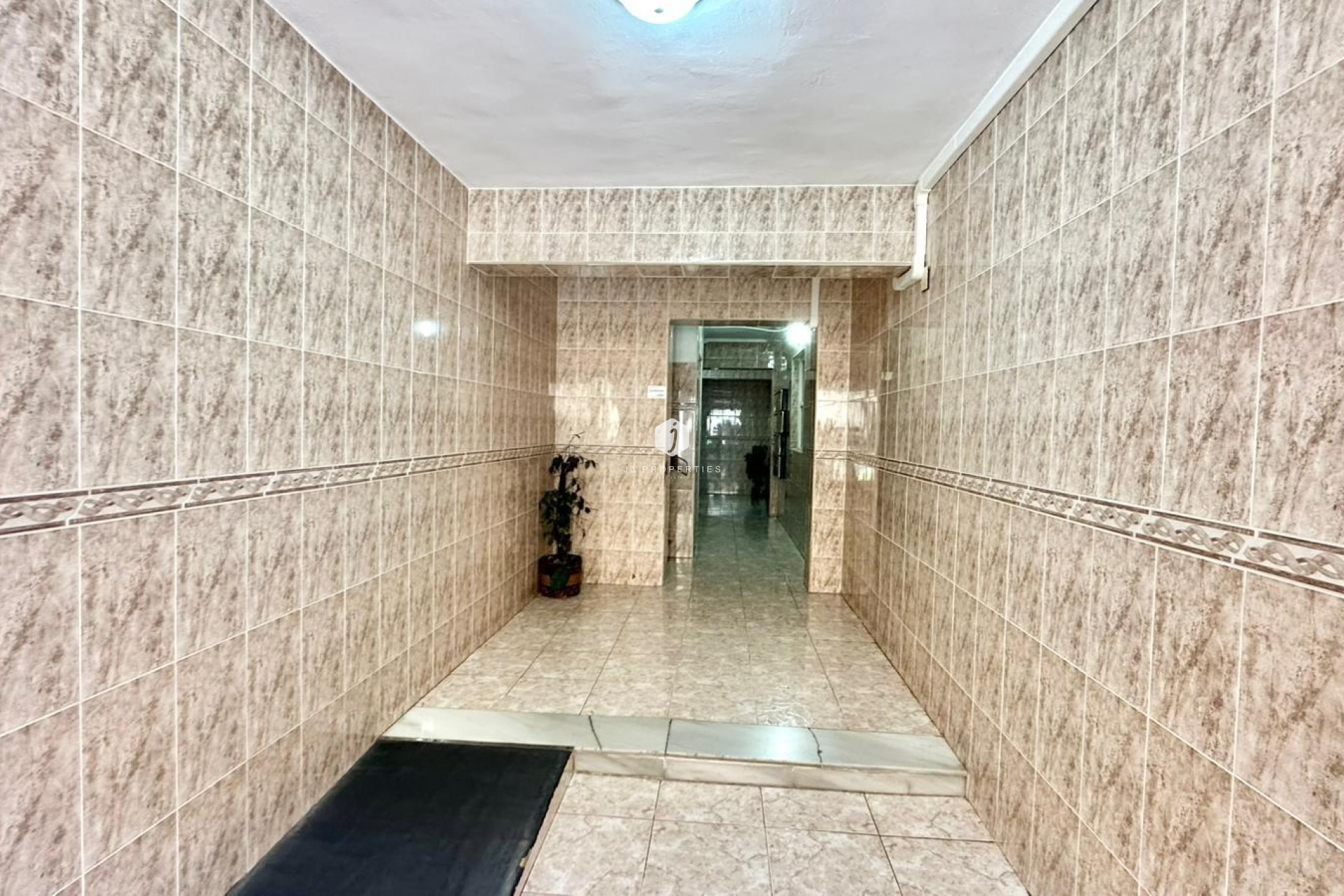 Tweedehands - Appartement / flat -
Torrevieja - Estacion de autobuses