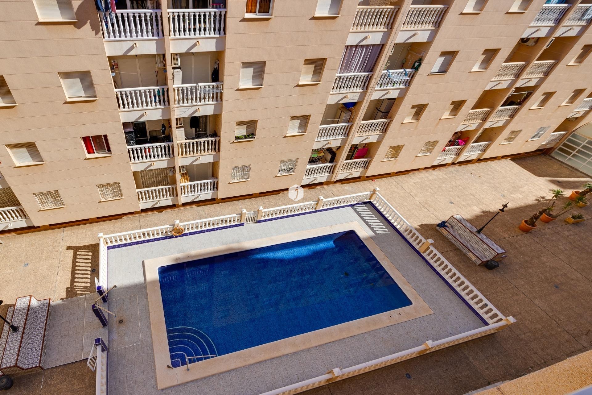 Tweedehands - Appartement / flat -
Torrevieja - Estacion de autobuses