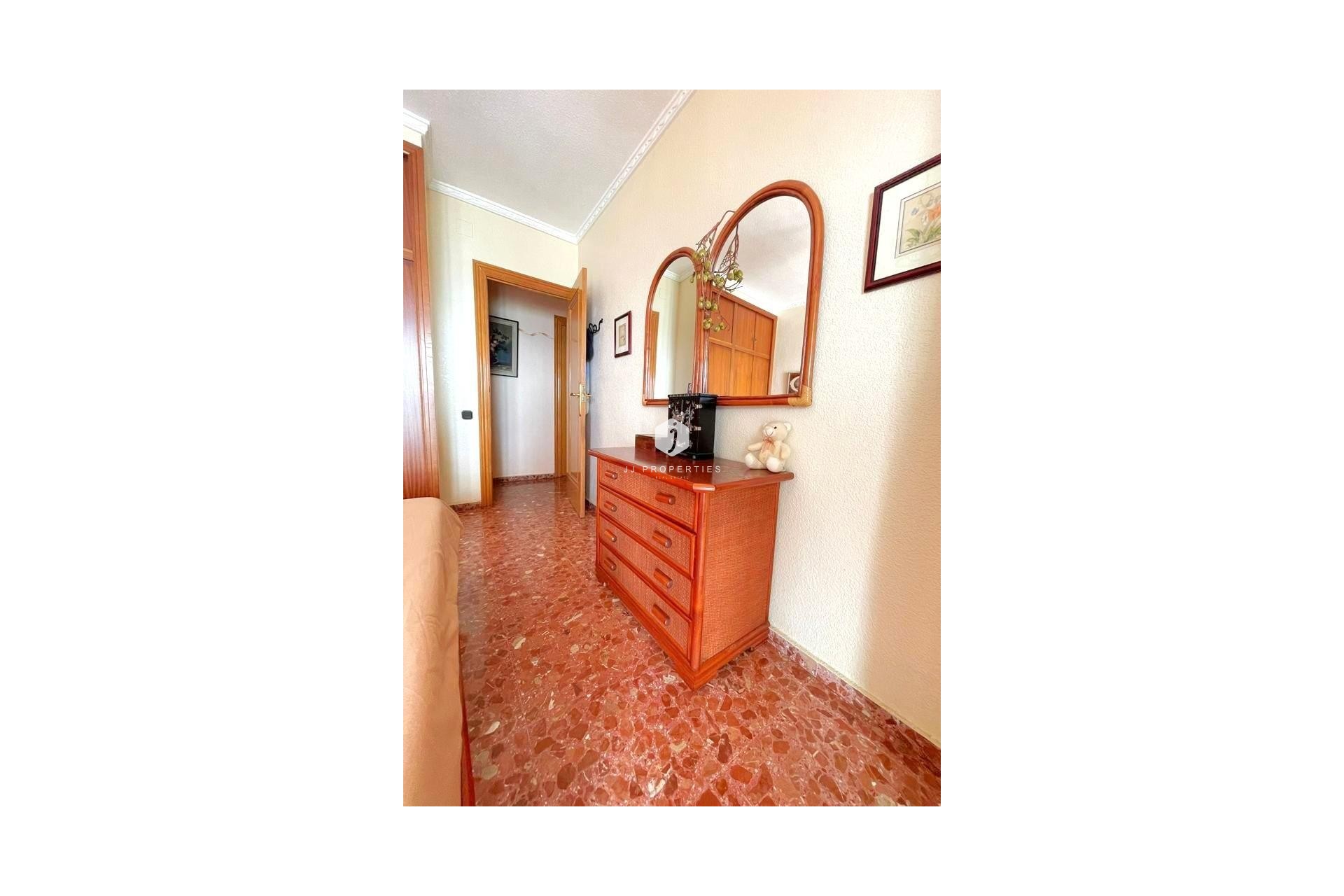 Tweedehands - Appartement / flat -
Torrevieja - Estacion de autobuses