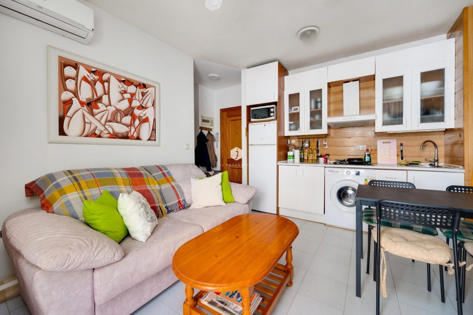 Tweedehands - Appartement / flat -
Torrevieja - Estacion de autobuses