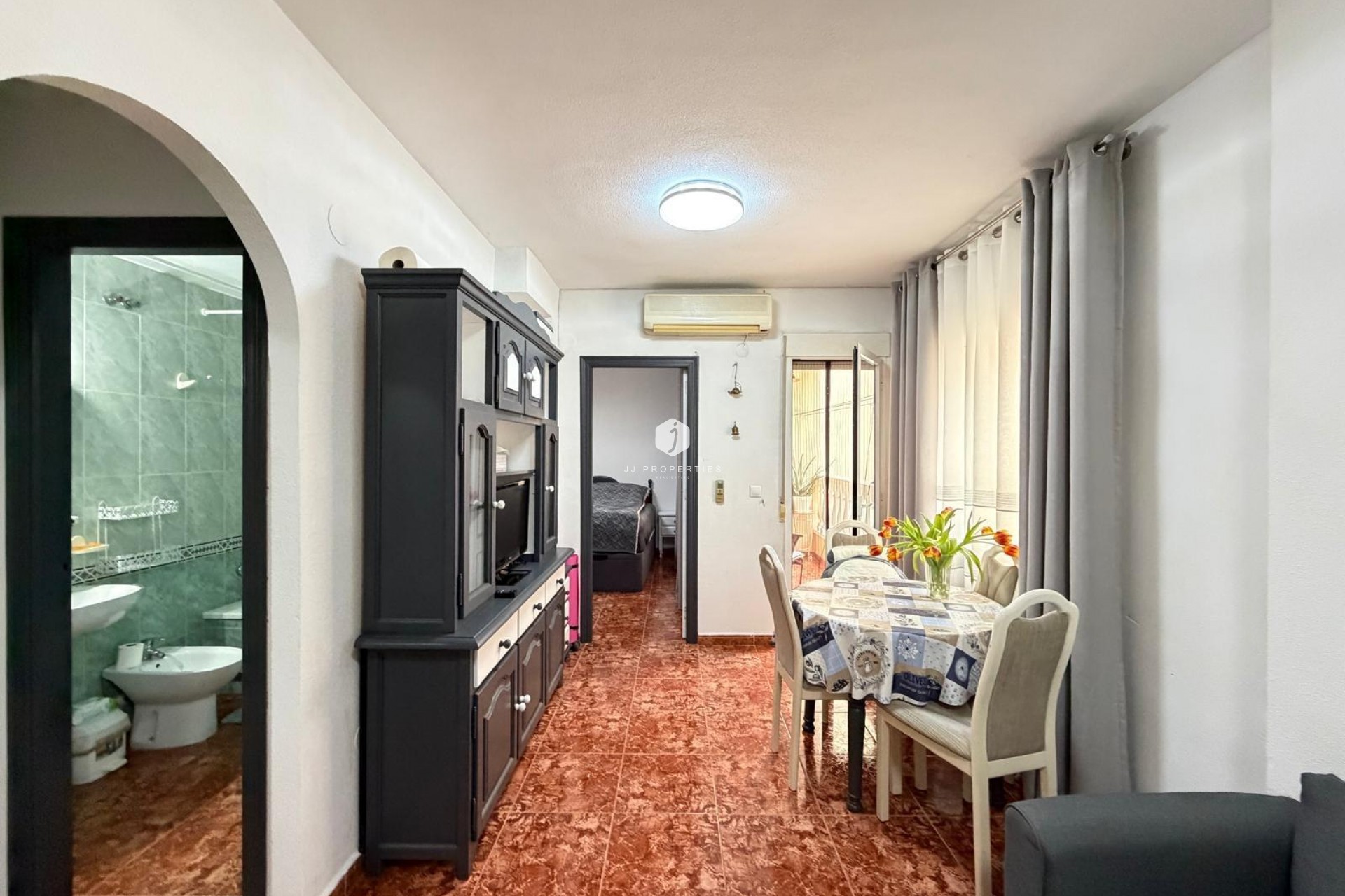Tweedehands - Appartement / flat -
Torrevieja - Estacion de autobuses