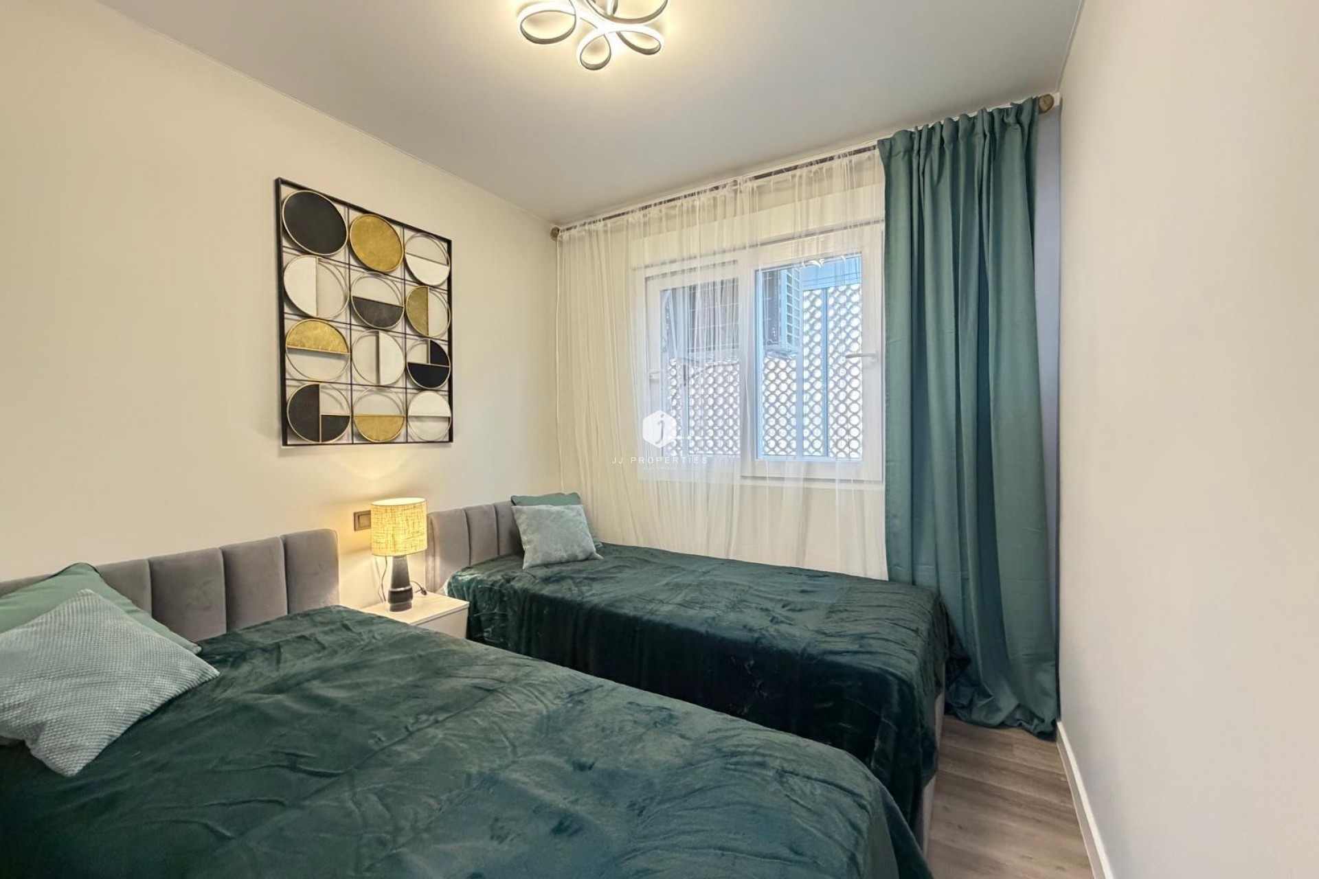 Tweedehands - Appartement / flat -
Torrevieja - Estacion de autobuses
