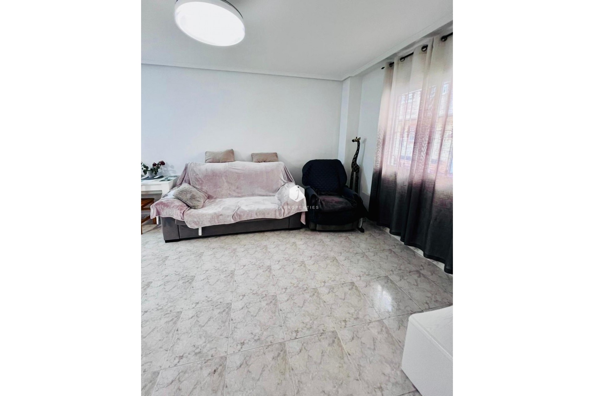 Tweedehands - Appartement / flat -
Torrevieja - Estacion de autobuses