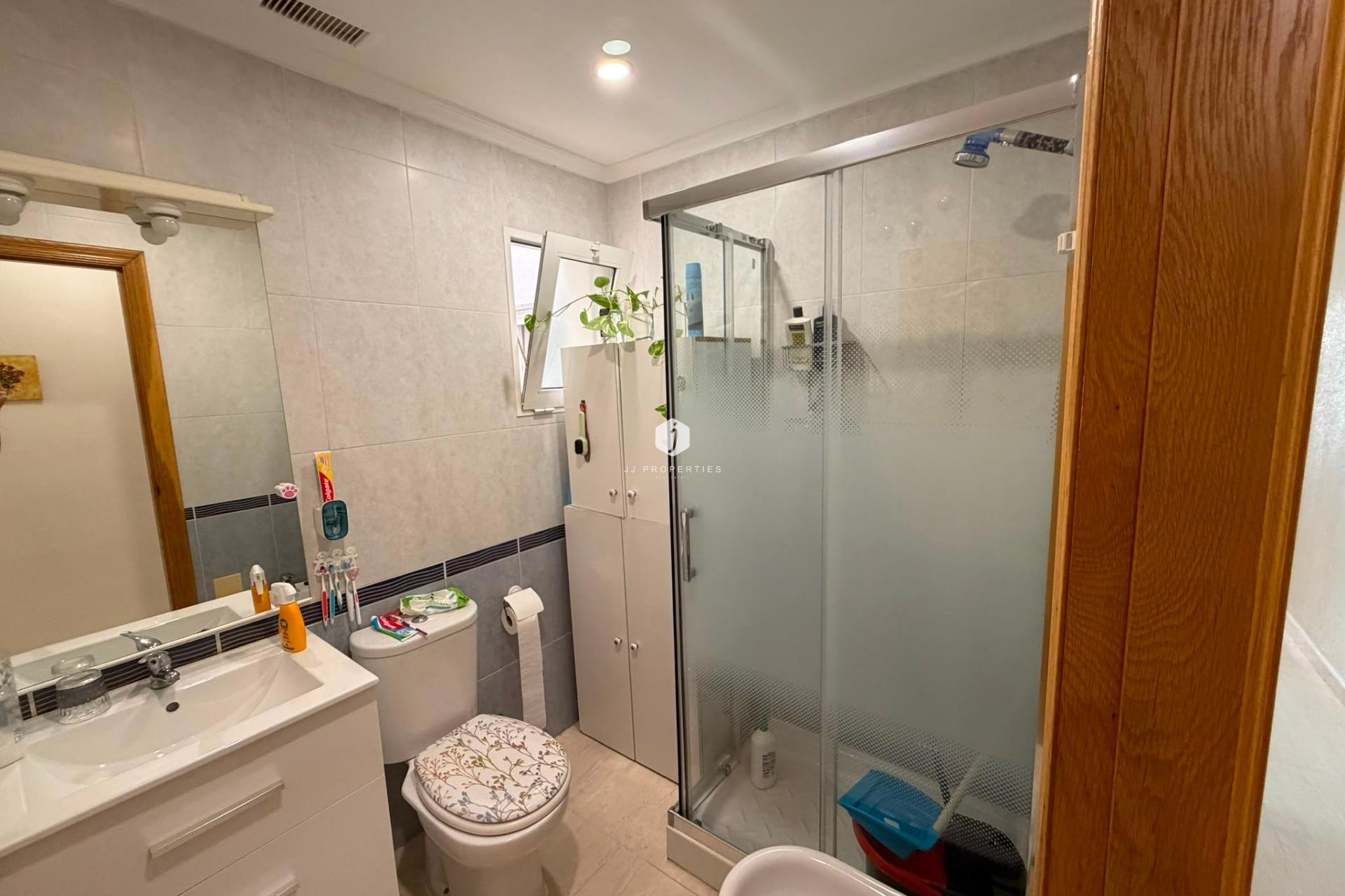 Tweedehands - Appartement / flat -
Torrevieja - Estacion de autobuses