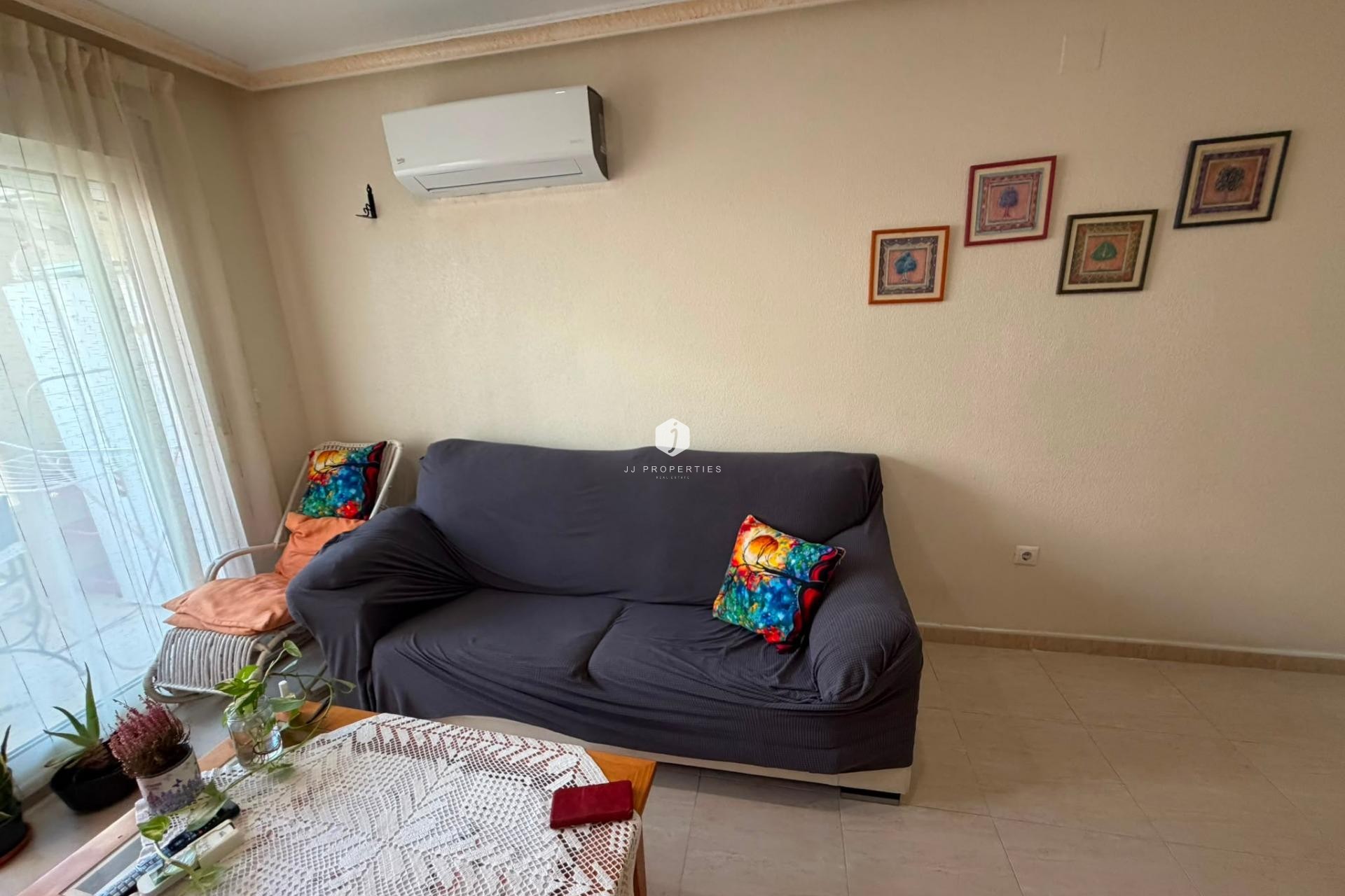 Tweedehands - Appartement / flat -
Torrevieja - Estacion de autobuses