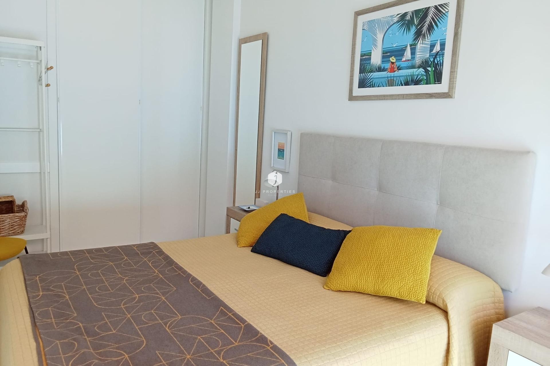 Tweedehands - Appartement / flat -
Torrevieja - Estacion de autobuses