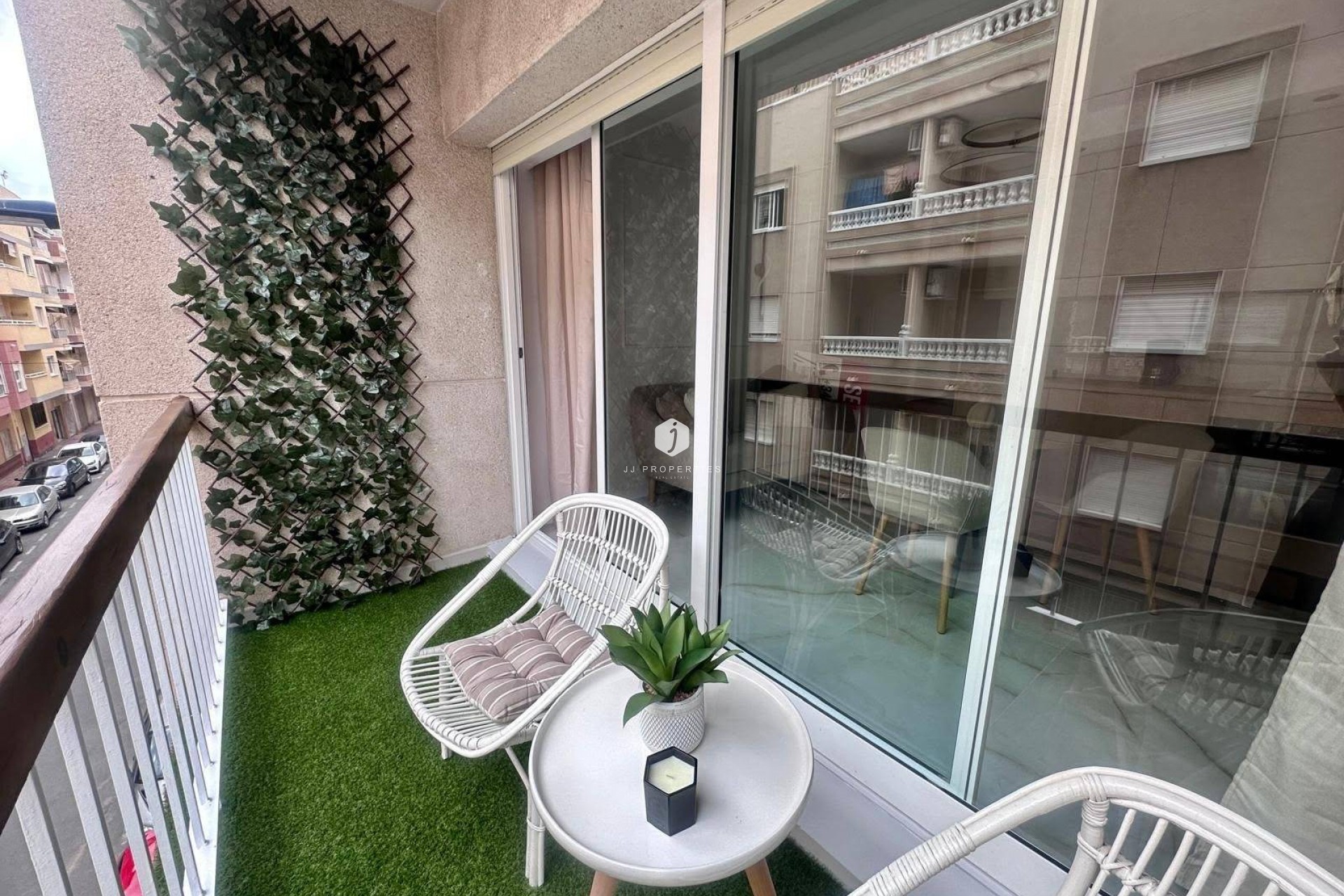 Tweedehands - Appartement / flat -
Torrevieja - Estacion de autobuses