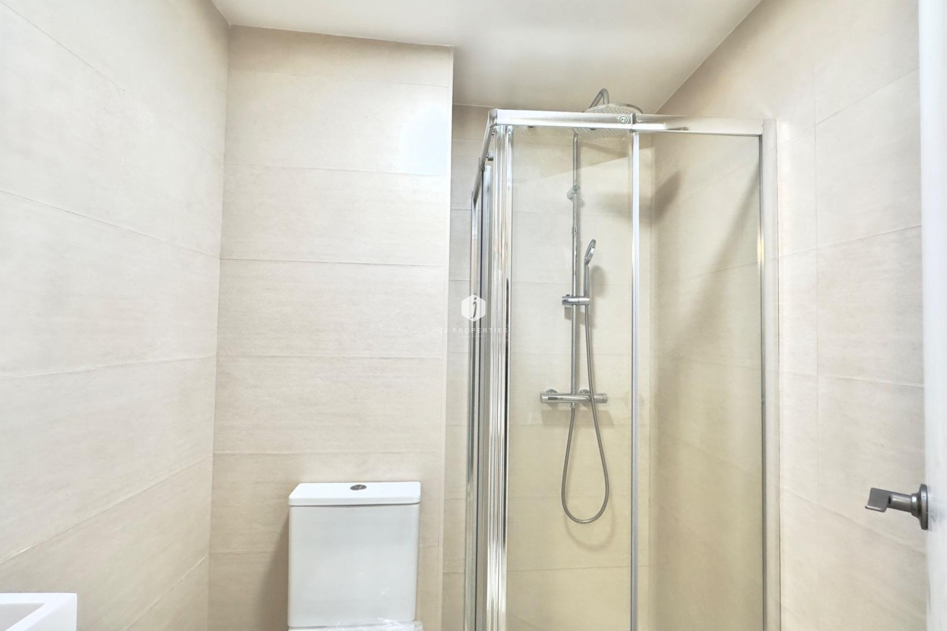 Tweedehands - Appartement / flat -
Torrevieja - Estacion de autobuses