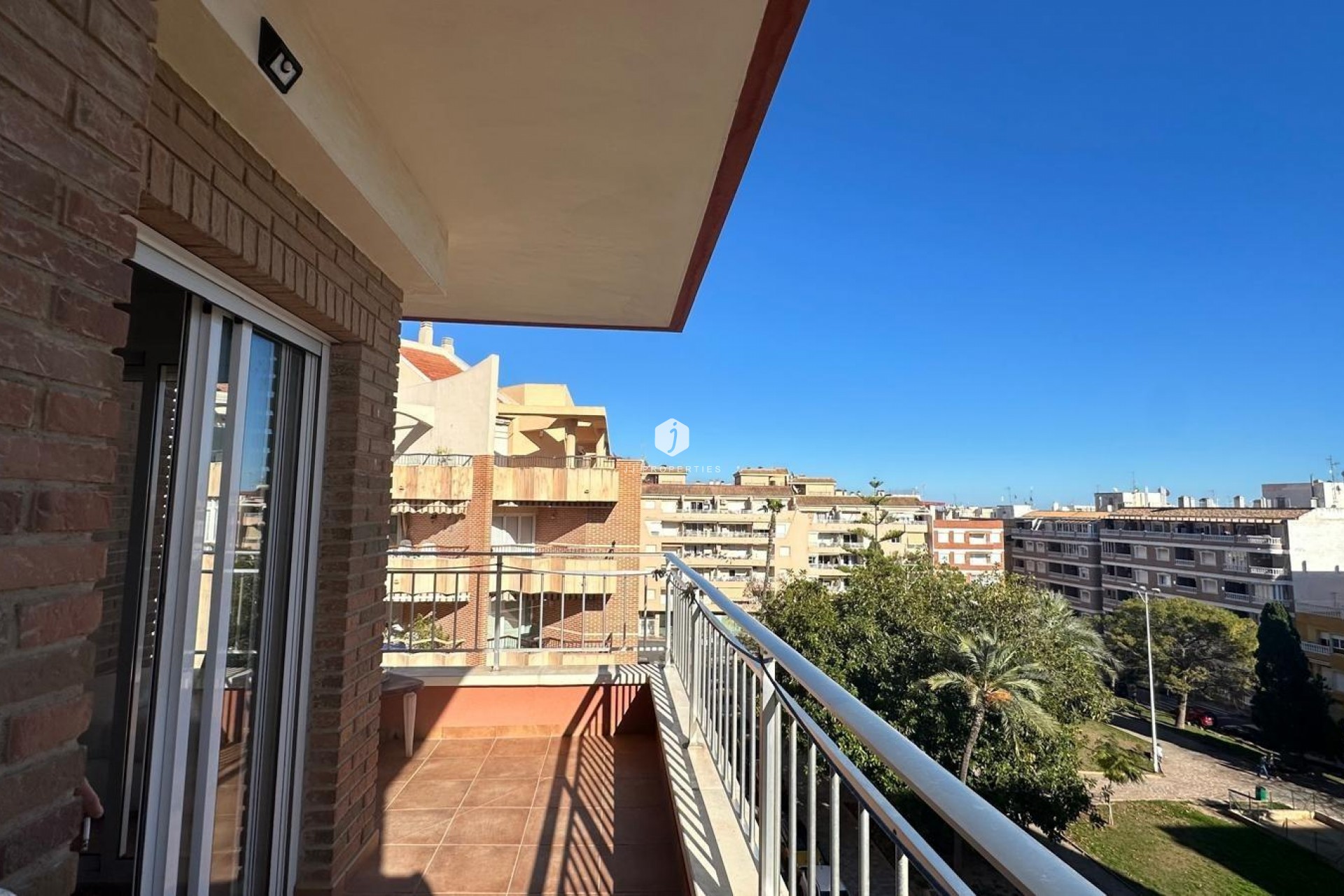Tweedehands - Appartement / flat -
Torrevieja - Estacion de autobuses