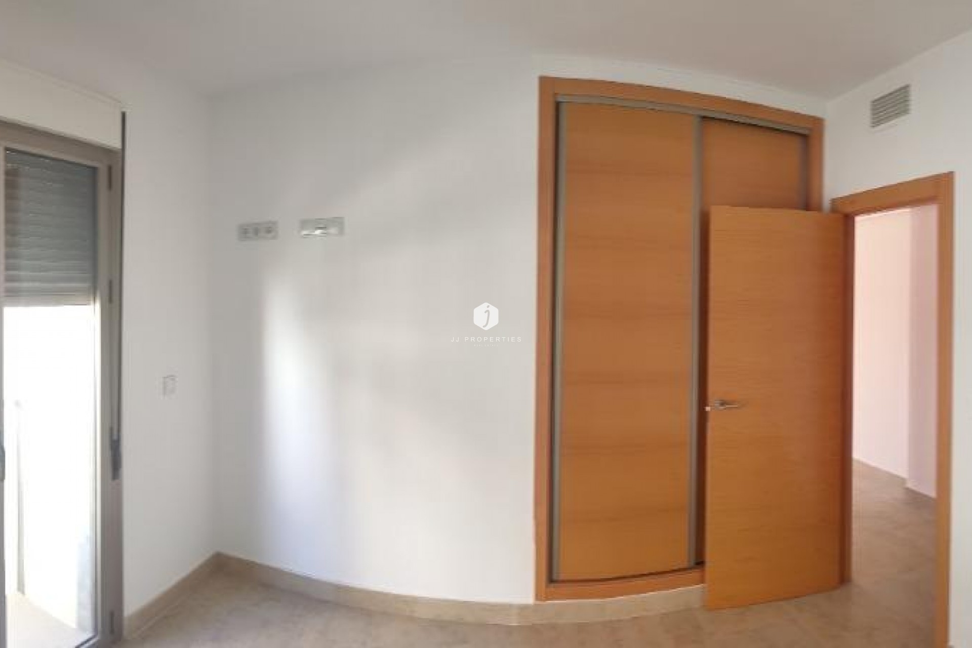 Tweedehands - Appartement / flat -
Torrevieja - Estacion de autobuses