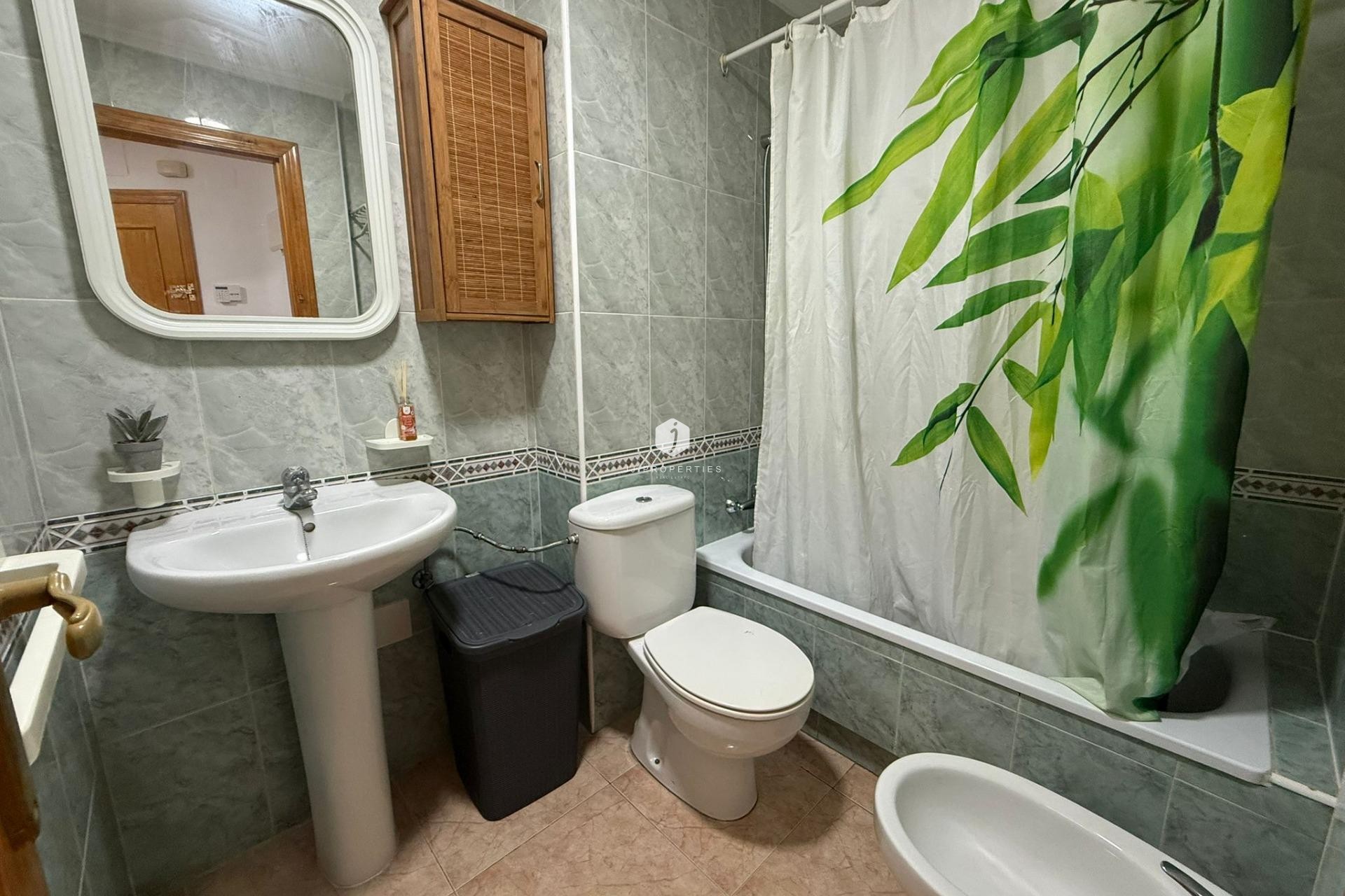 Tweedehands - Appartement / flat -
Torrevieja - Habaneras