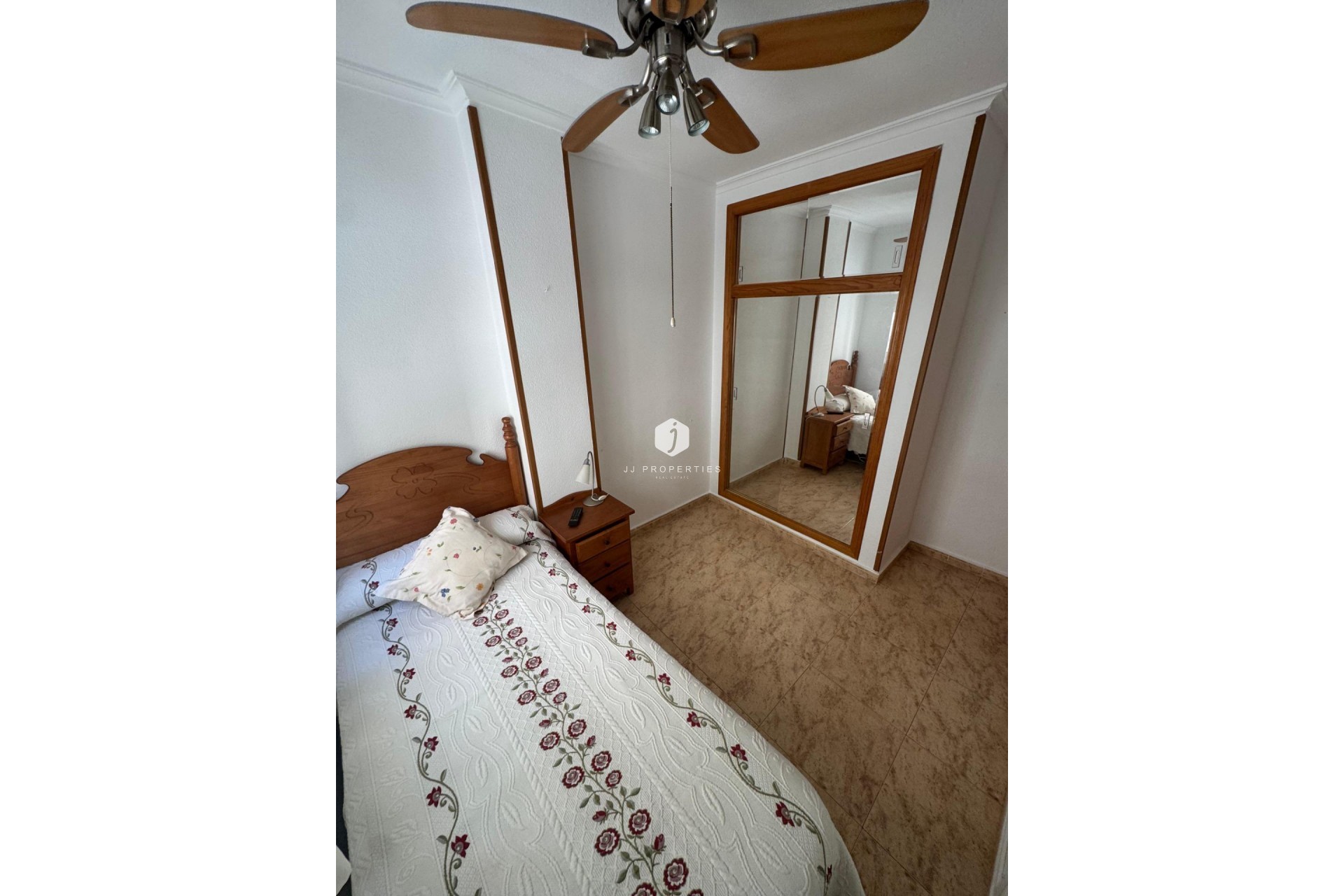 Tweedehands - Appartement / flat -
Torrevieja - Habaneras