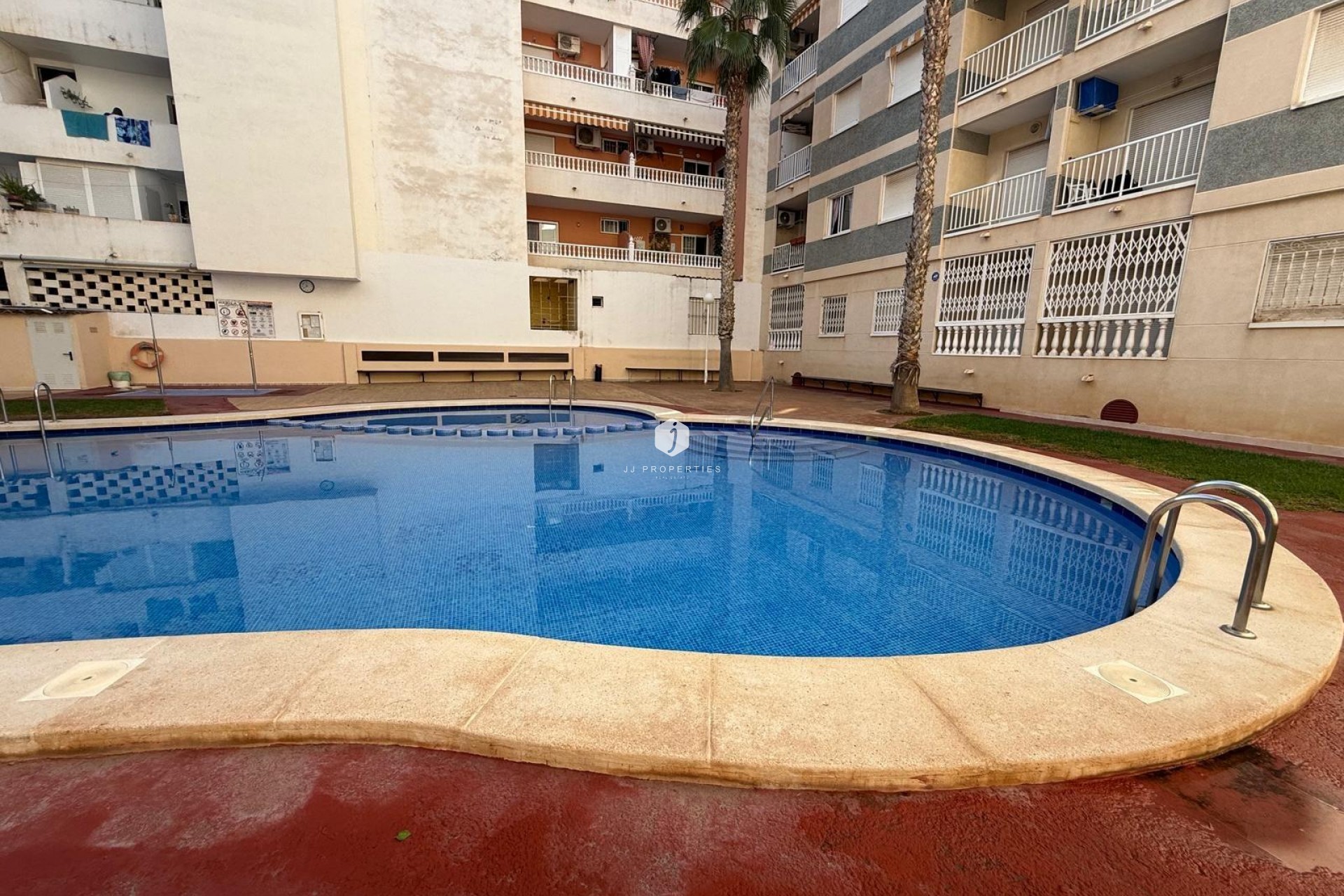 Tweedehands - Appartement / flat -
Torrevieja - Habaneras
