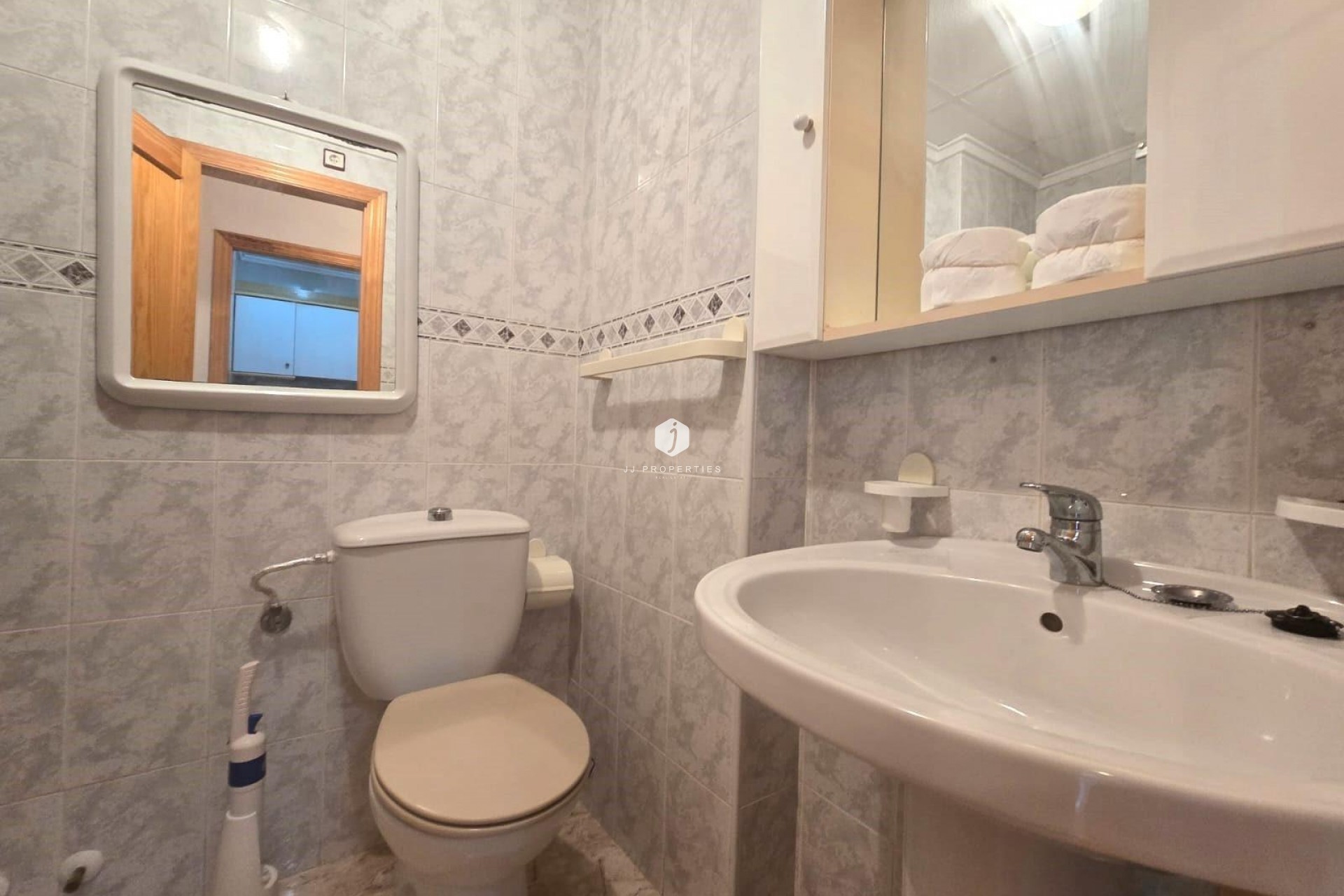 Tweedehands - Appartement / flat -
Torrevieja - Habaneras