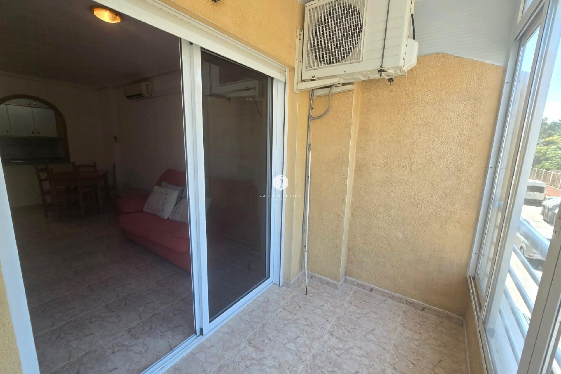 Tweedehands - Appartement / flat -
Torrevieja - Habaneras