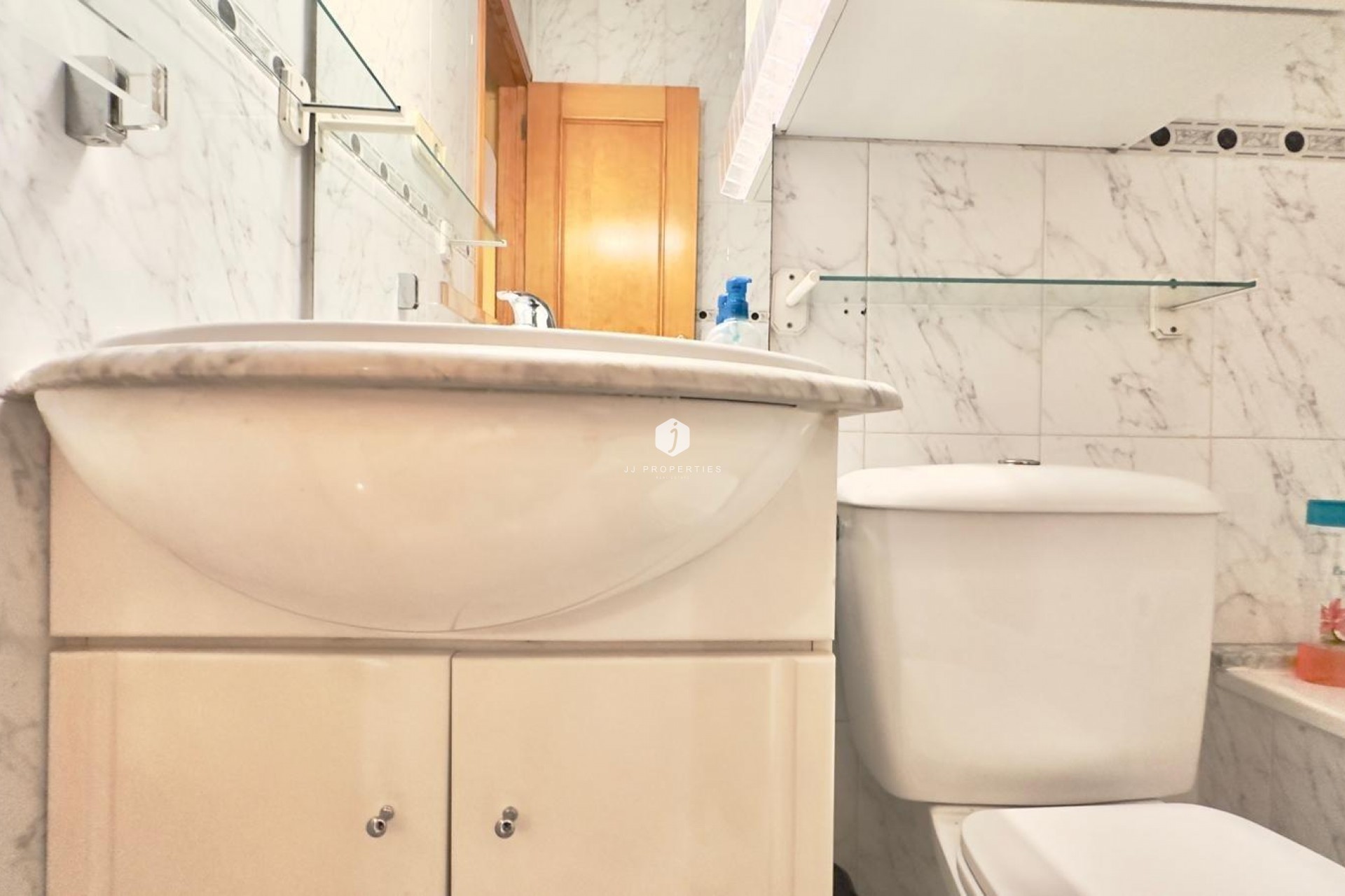 Tweedehands - Appartement / flat -
Torrevieja - La Mata Pueblo