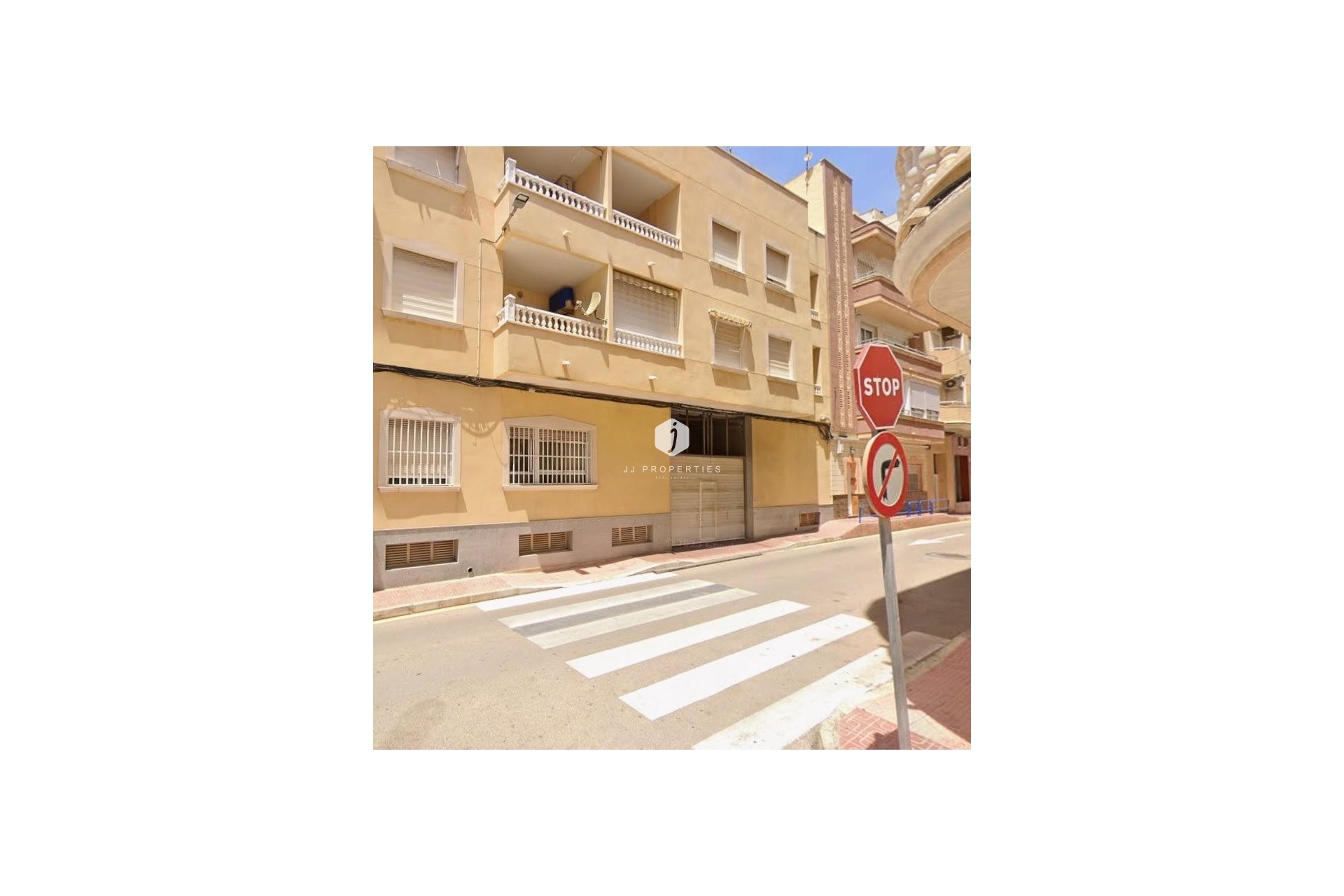 Tweedehands - Appartement / flat -
Torrevieja - La Mata Pueblo