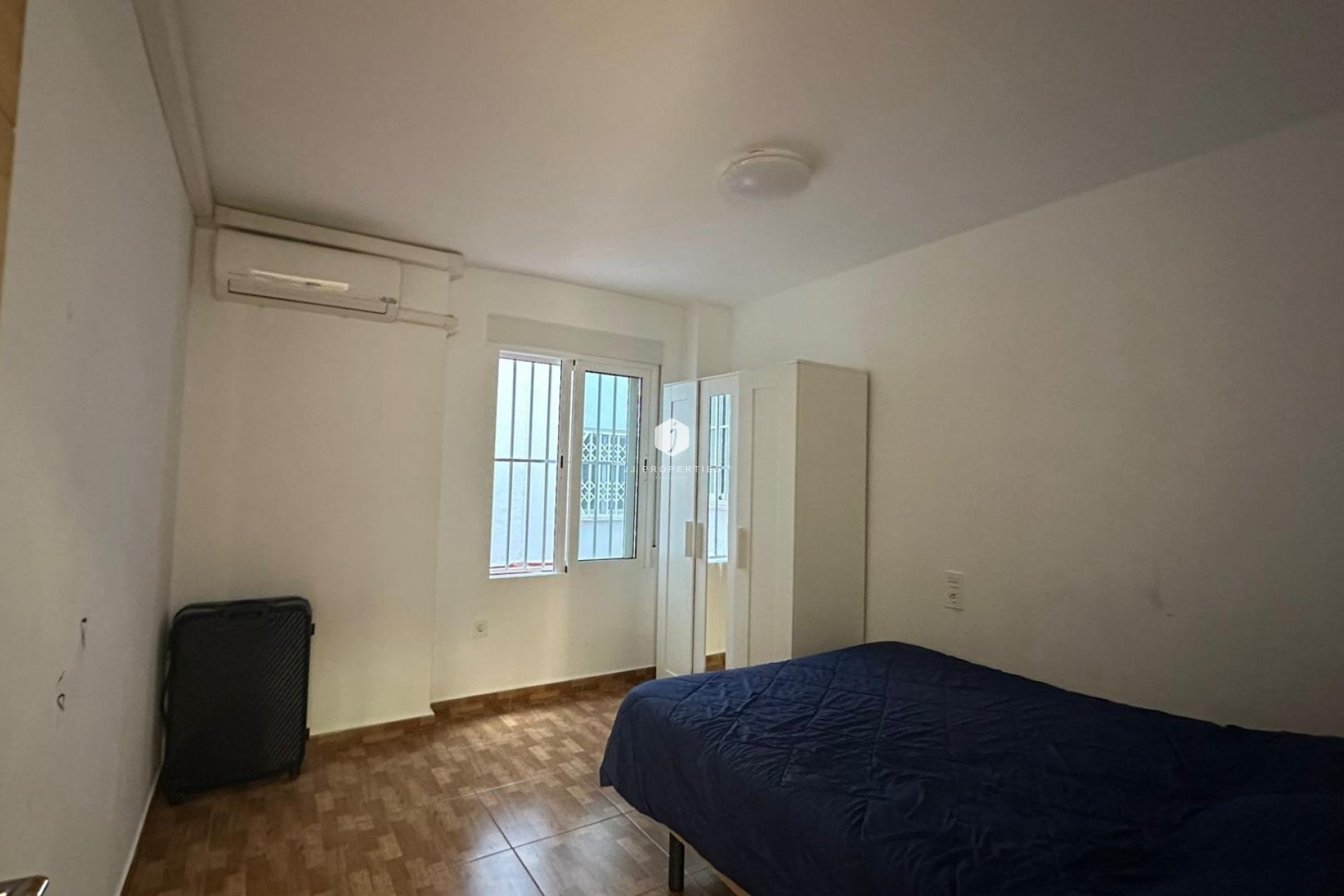 Tweedehands - Appartement / flat -
Torrevieja - La Mata Pueblo