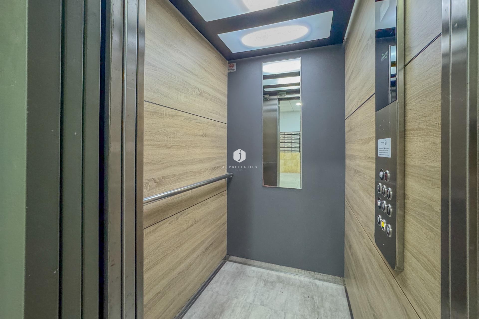 Tweedehands - Appartement / flat -
Torrevieja - La Mata Pueblo