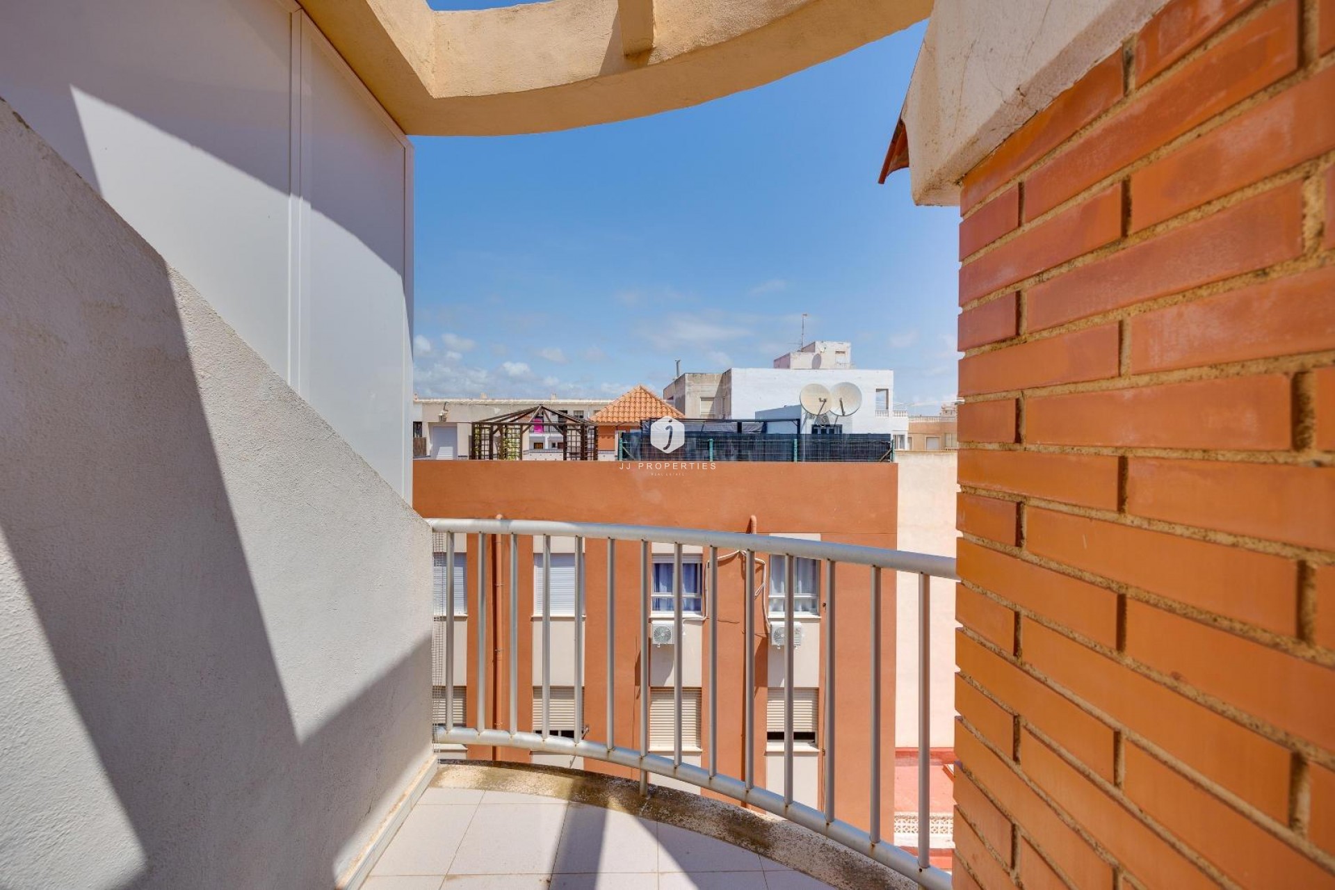 Tweedehands - Appartement / flat -
Torrevieja - La Mata Pueblo